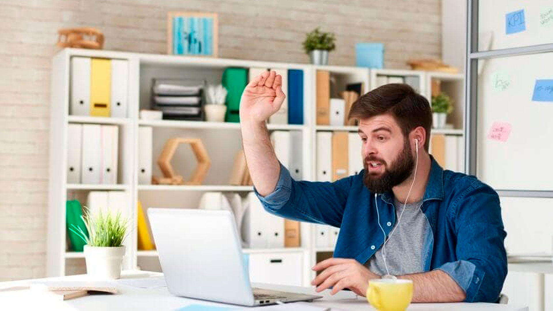 Una asamblea virtual a veces simplifica pasos y agiliza aspectos para resolver situaciones que ocurren en consorcios de edificios o consejos directivos de barrios privados