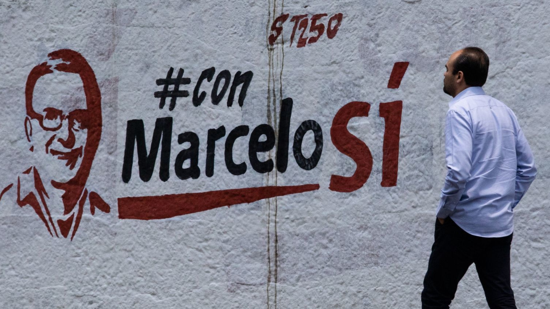 Marcelo Ebrard distanced himself from the fences, canvases and digital publications that drive his aspiration for a candidacy for 2024. (Cuartoscuro)