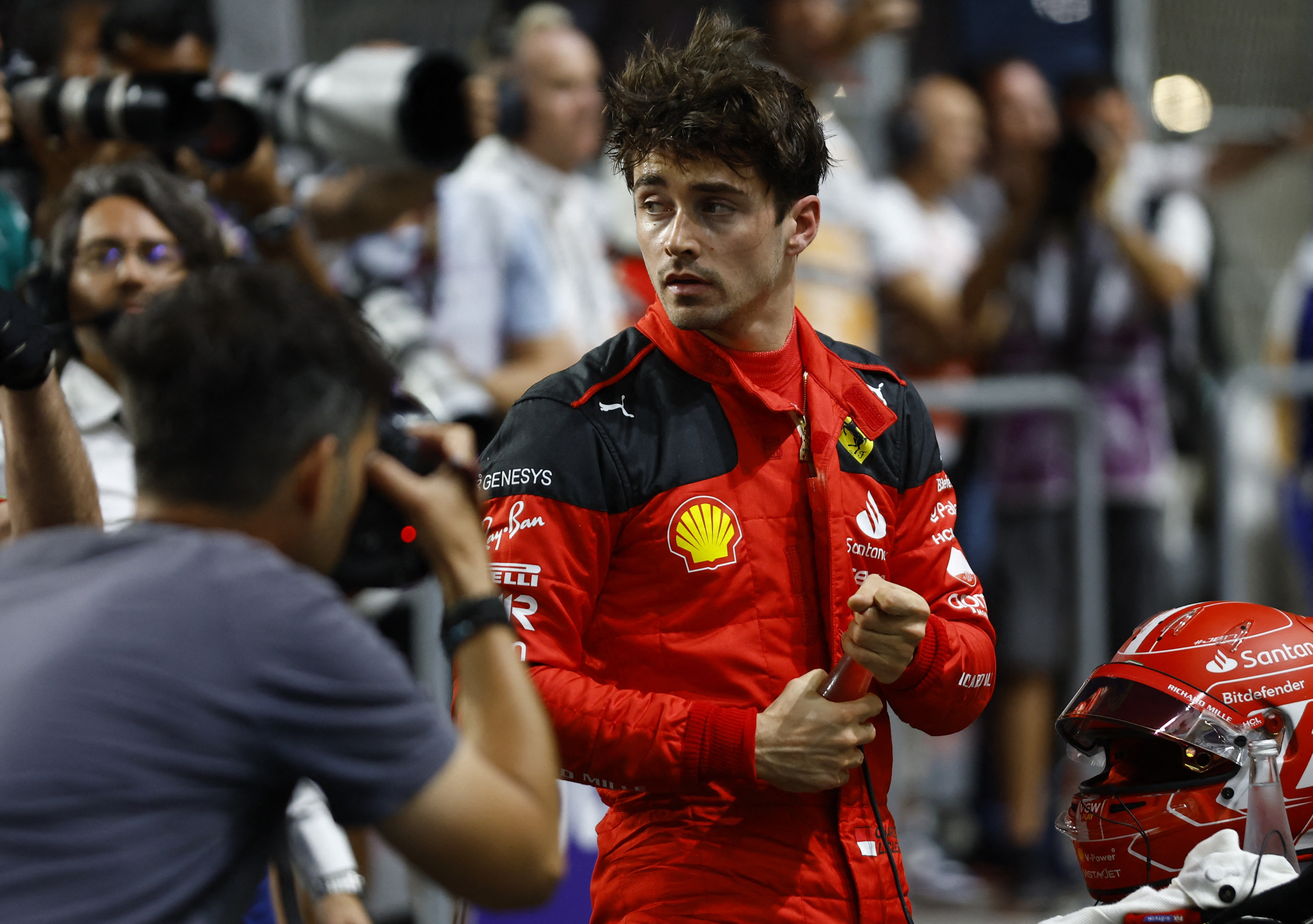 La paciencia se le agota a Charles Leclerc que tras su reunión con el presidente de Ferrari tiró otra bomba en la previa del Gran Premio de Australia (REUTERS/Rula Rouhana)