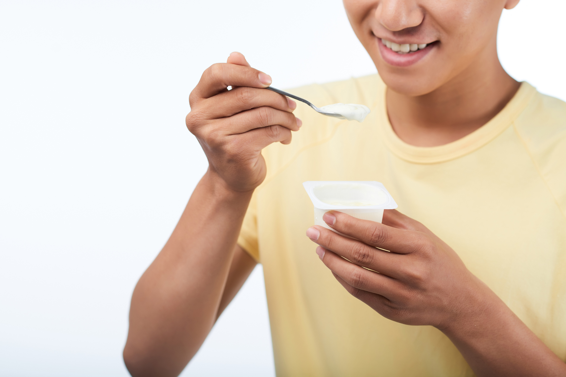 Los yogures son alimentos ricos en L-arginina, que también ayuda