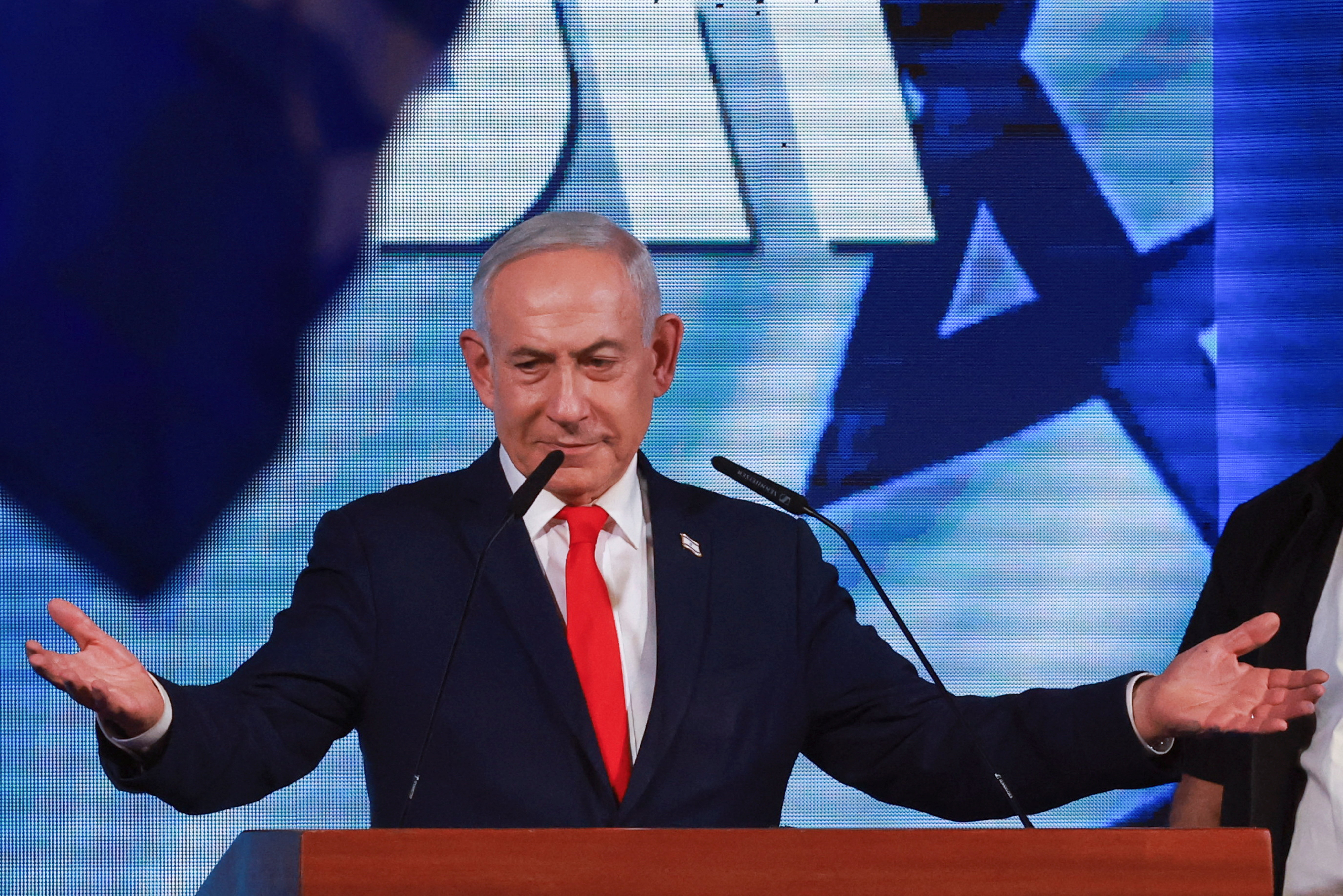 Netanyahu pidi&oacute; esperar los "resultados reales" de las elecciones y defendi&oacute; la formaci&oacute;n de un gobierno de "derecha fuerte"