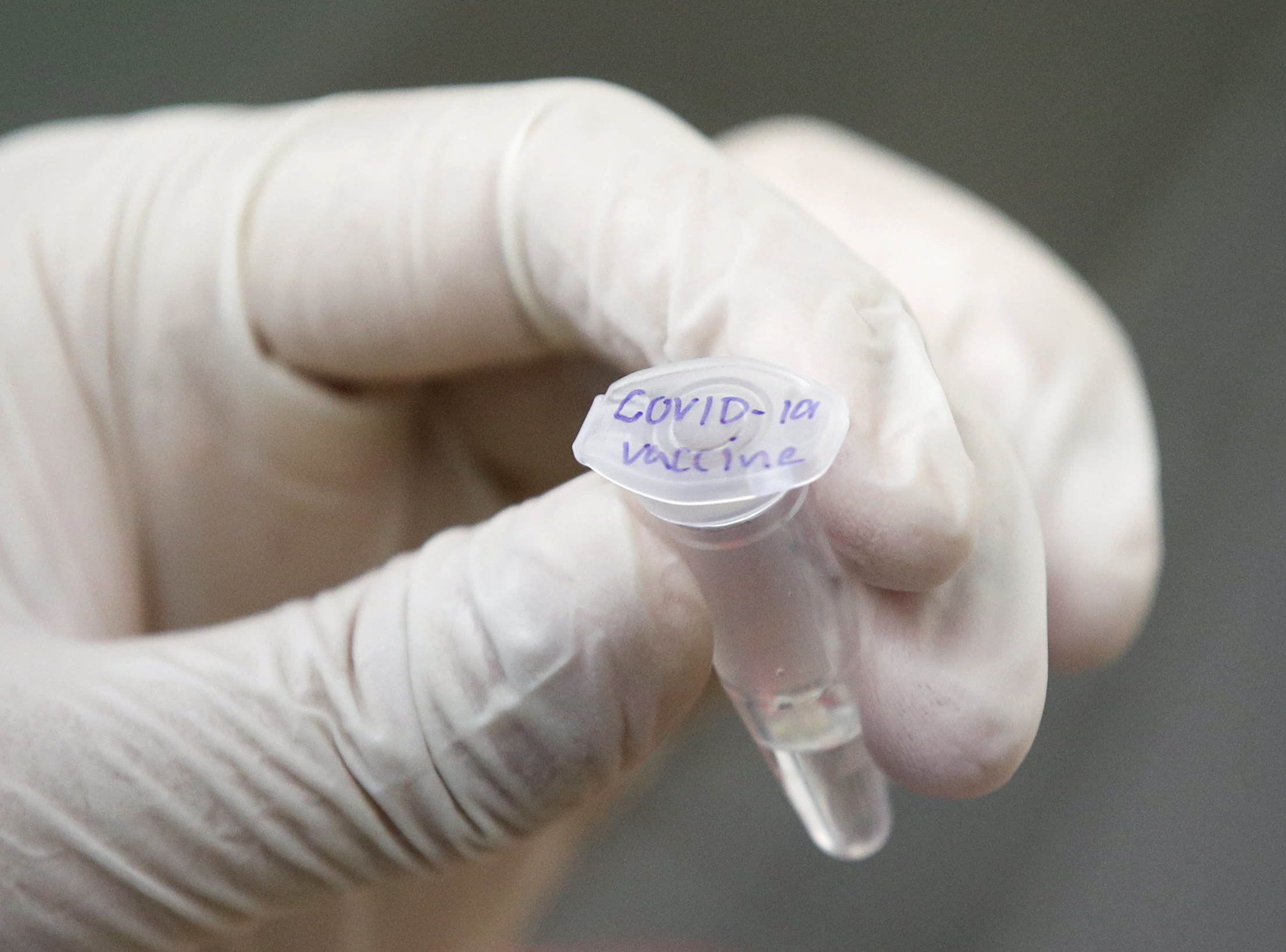 Actualmente se están ejecutando pruebas en fase temprana en humanos de su vacuna contra el nuevo coronavirus (Foto: EFE/Rungroj Yongrit/Archivo)