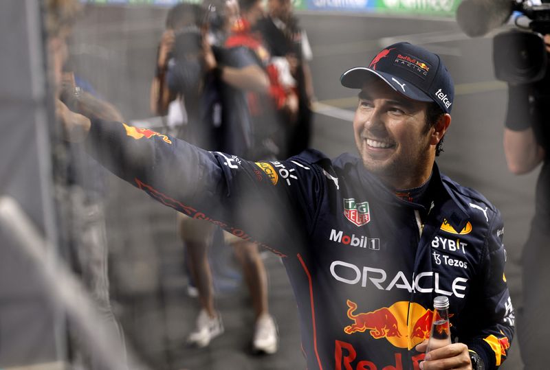 Checo Pérez buscará su primer podio en Arabia Saudita, un Gran Premio histórico para el mexicano