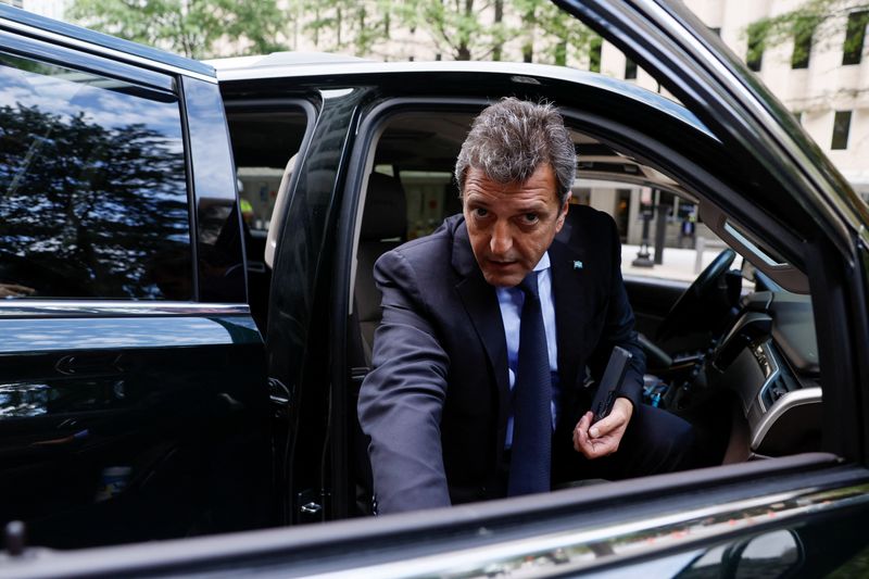 The Minister of Economy of Argentina, Sergio Massa, leaves after attending a meeting with the President and Managing Director of the International Monetary Fund (IMF), Kristalina Georgieva, at the IMF headquarters in Washington, United States.  September 12, 2022. REUTERS/Evelyn Hockstein