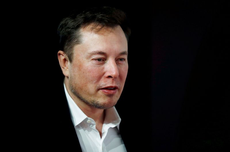 Elon Musk es el hombre más rico del mundo y un visionario de la tecnología, pero prefiere verse a sí mismo como un ingeniero que resuelve problemas. (REUTERS/Hannibal Hanschke)