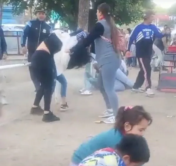 Cayó una familia narco que se valía de mujeres con arresto domiciliario para almacenar la droga