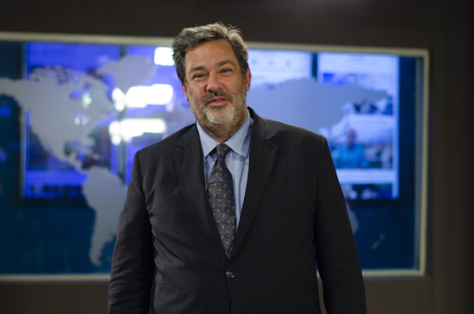 Cómo se escribe: sorprender, uso de los pronombres