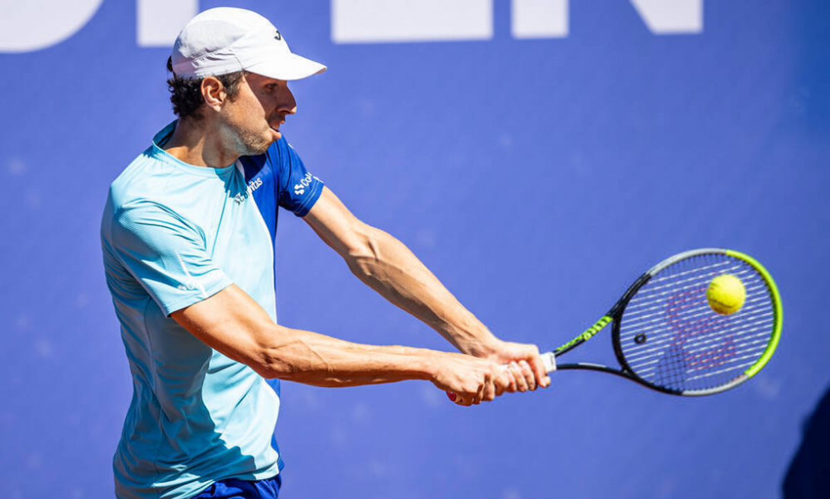 Colombian tennis player Daniel Galán qualified for the second round of the Umag ATP 250 Tournament.  Image: Fedecoltenis.