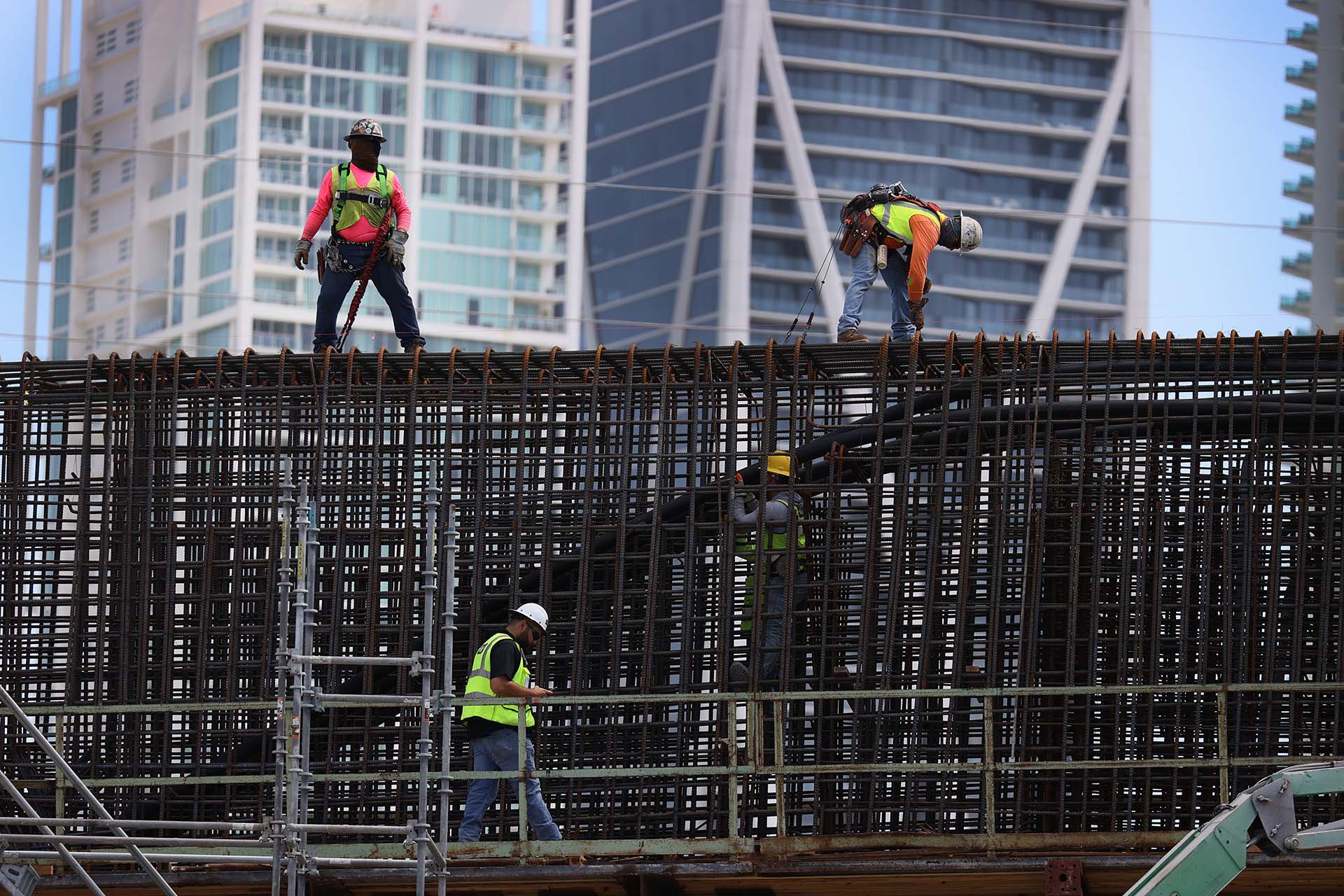 La constante actividad económica en Miami hace que la ciudad sea muy atractiva para los extranjeros que quieren instalarse. (Joe Raedle/Getty Images)