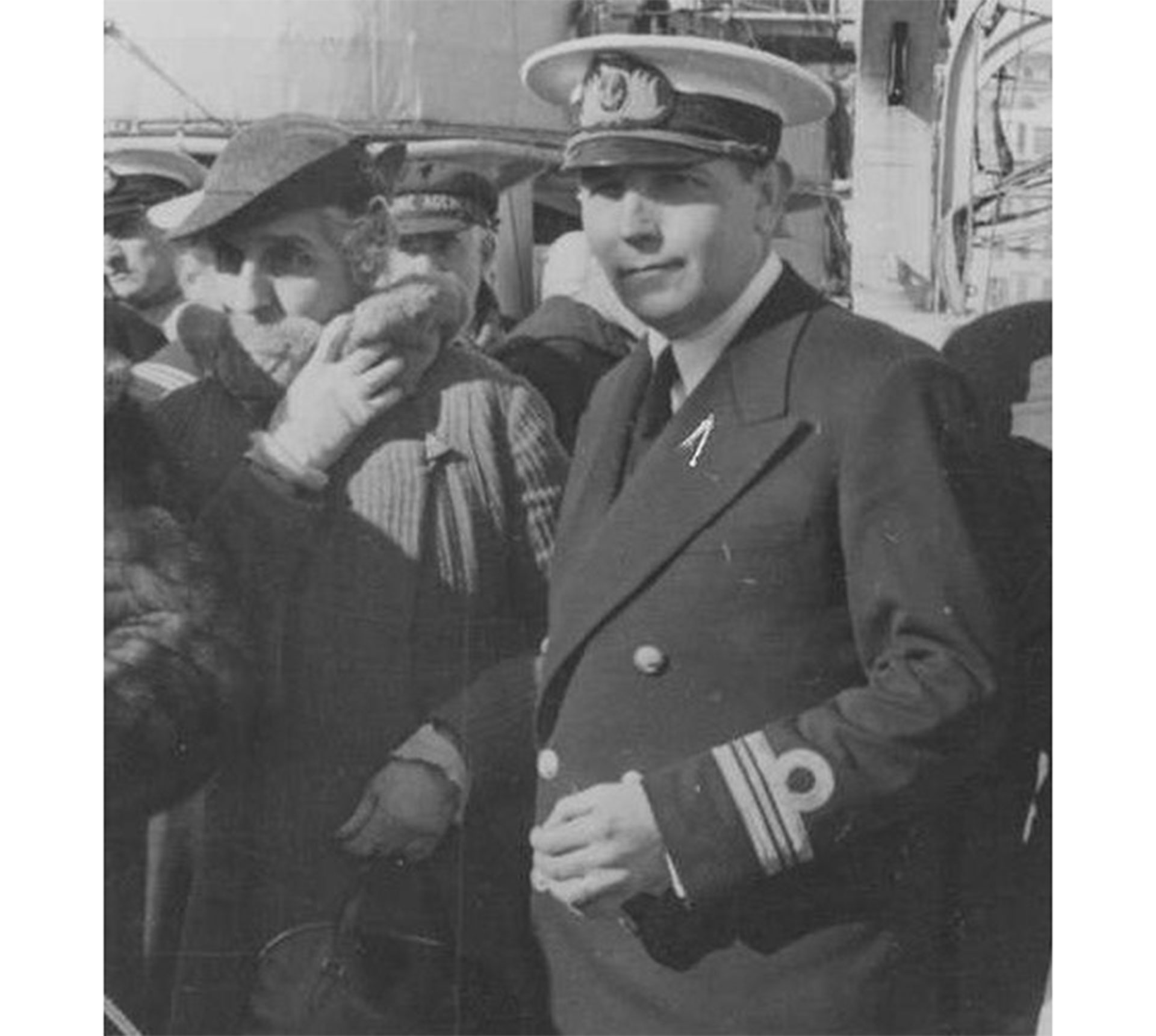 Capitán de Corbeta Eduardo Aumann