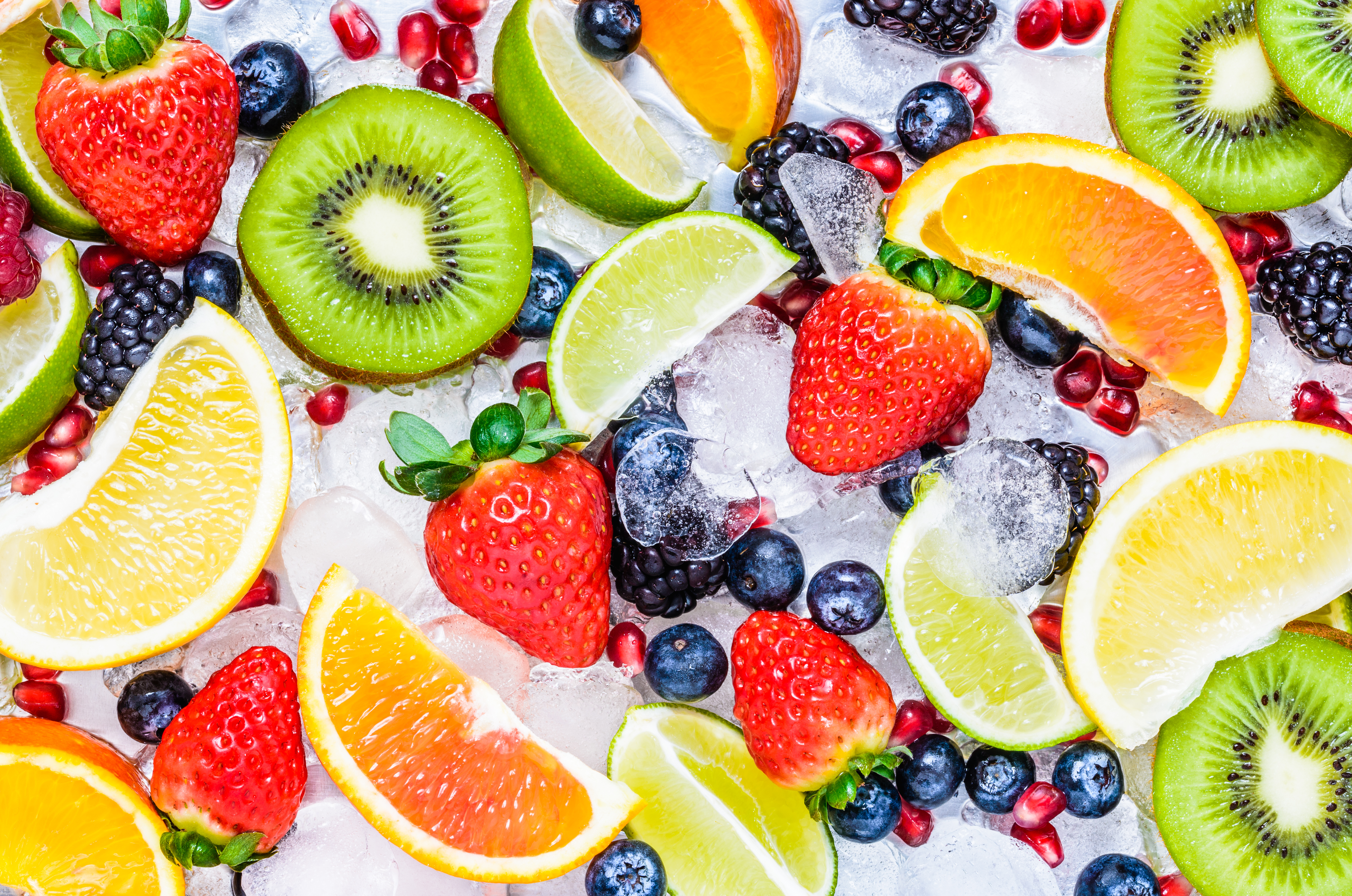 Aquellas personas que consumen frutas y verduras viven más que otras que no incorporan estos alimentos en sus dietas (Foto: Shutterstock/Leonori)