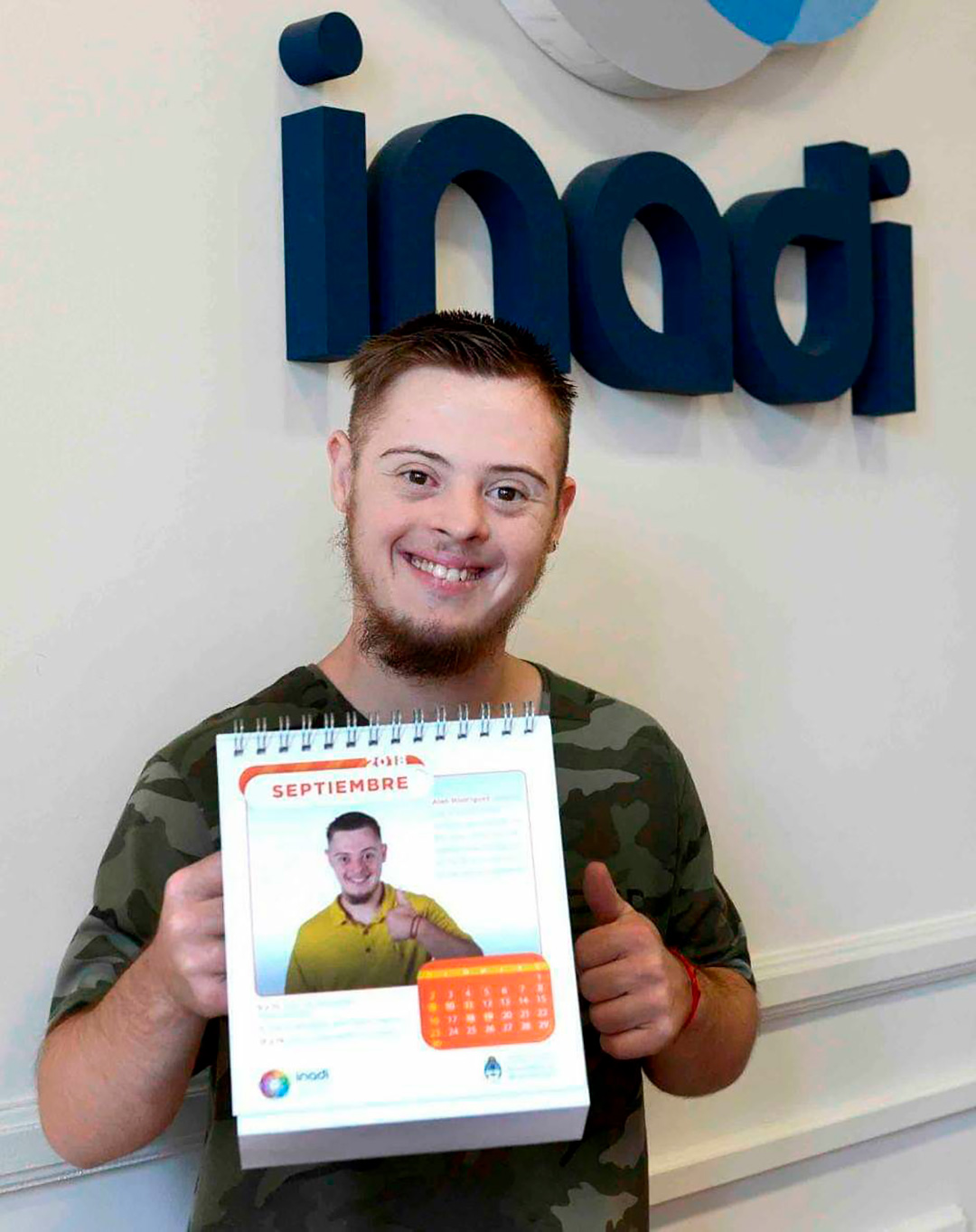 En 2018, Alan fue la foto de septiembre del calendario del Inadi