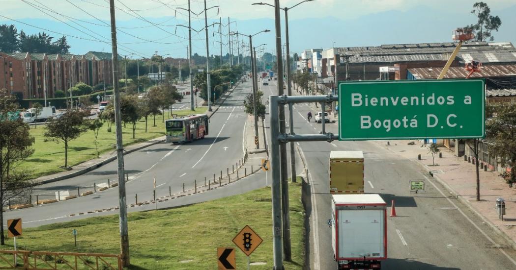 Todas las personas que salgan de la ciudad en Semana Santa deben tener en cuenta que el domingo, 17 de abril, habrá pico y placa regional para ingresar a Bogotá. -Foto: Alcaldía de Bogotá