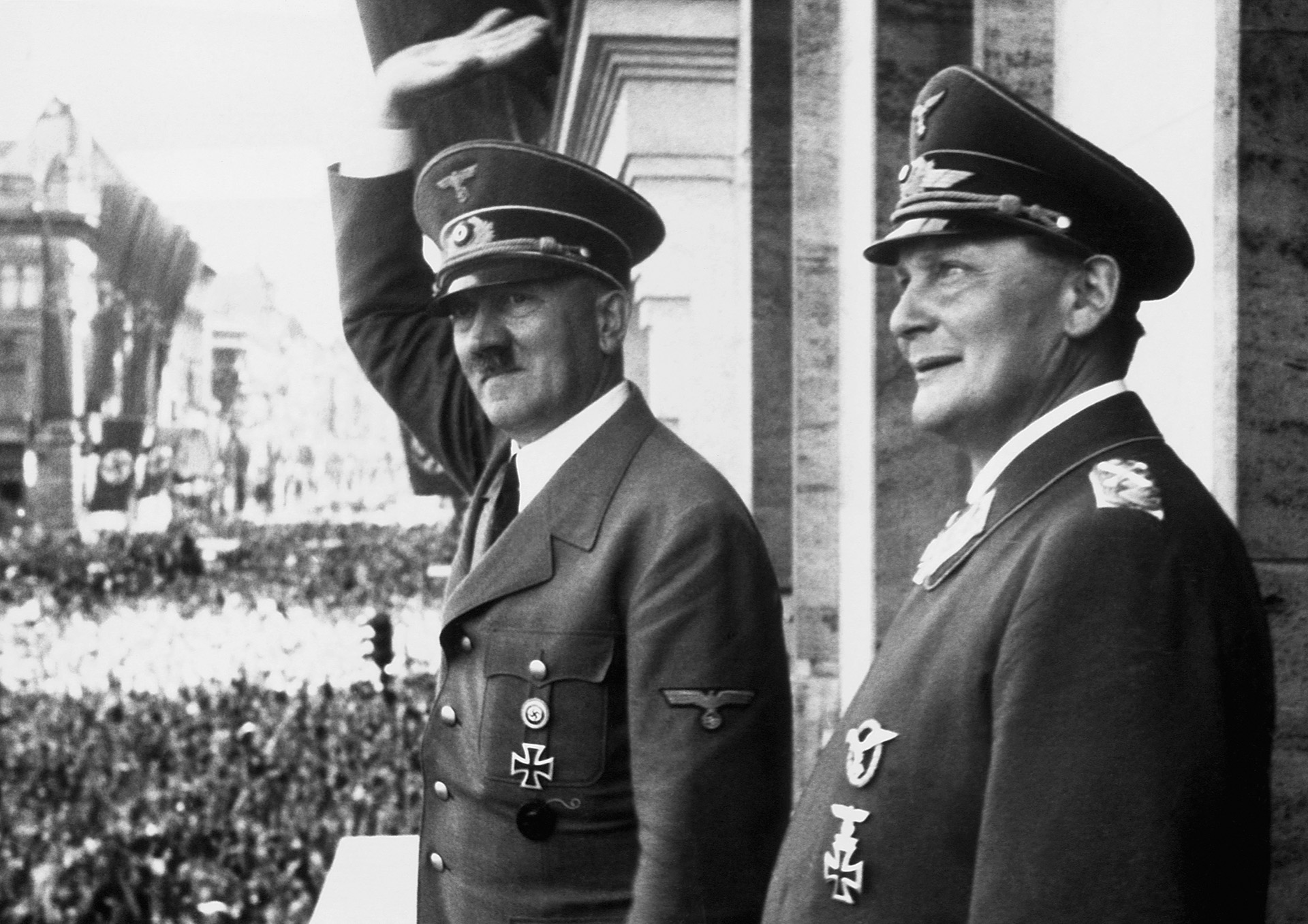 Adolf Hitler junto a Hermann Göring (CORBIS/Corbis via Getty Images)