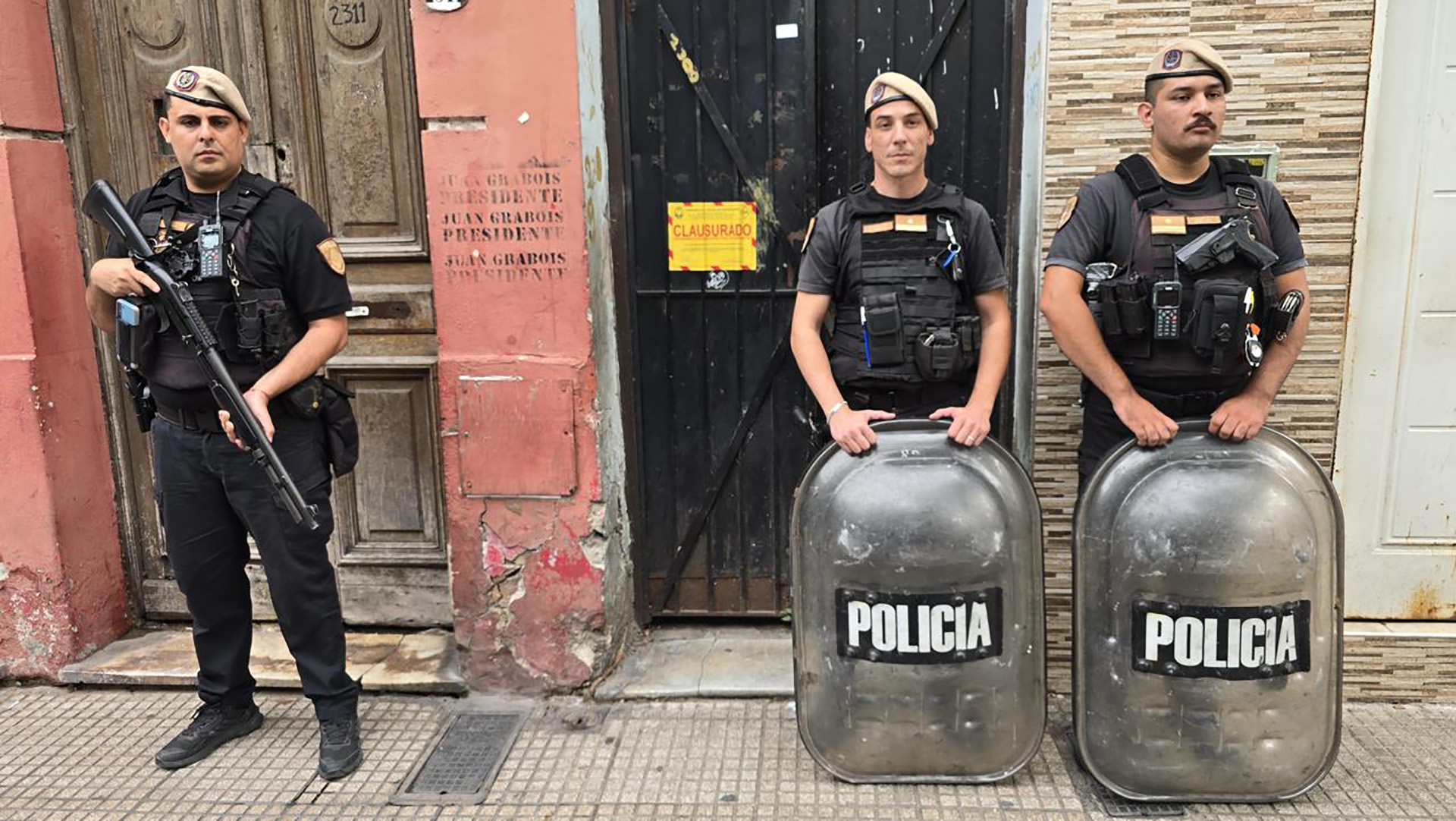 Un joven hizo trompos con su camioneta en una laguna congelada y tendrá que pagar solo $12 mil por el daño ambiental