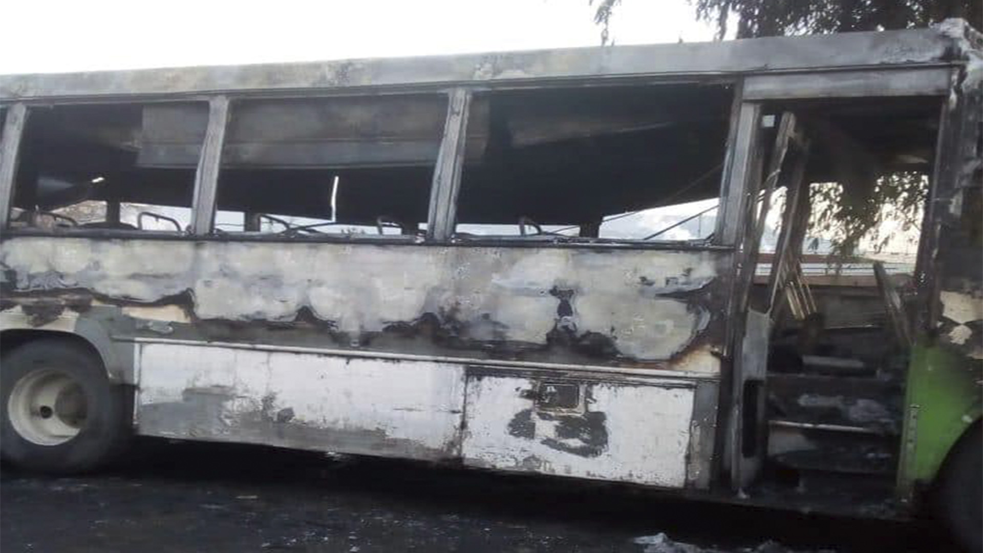 Incendiaron otro camión de transporte público en Ecatepec; creen que se  trata de extorsión - Infobae