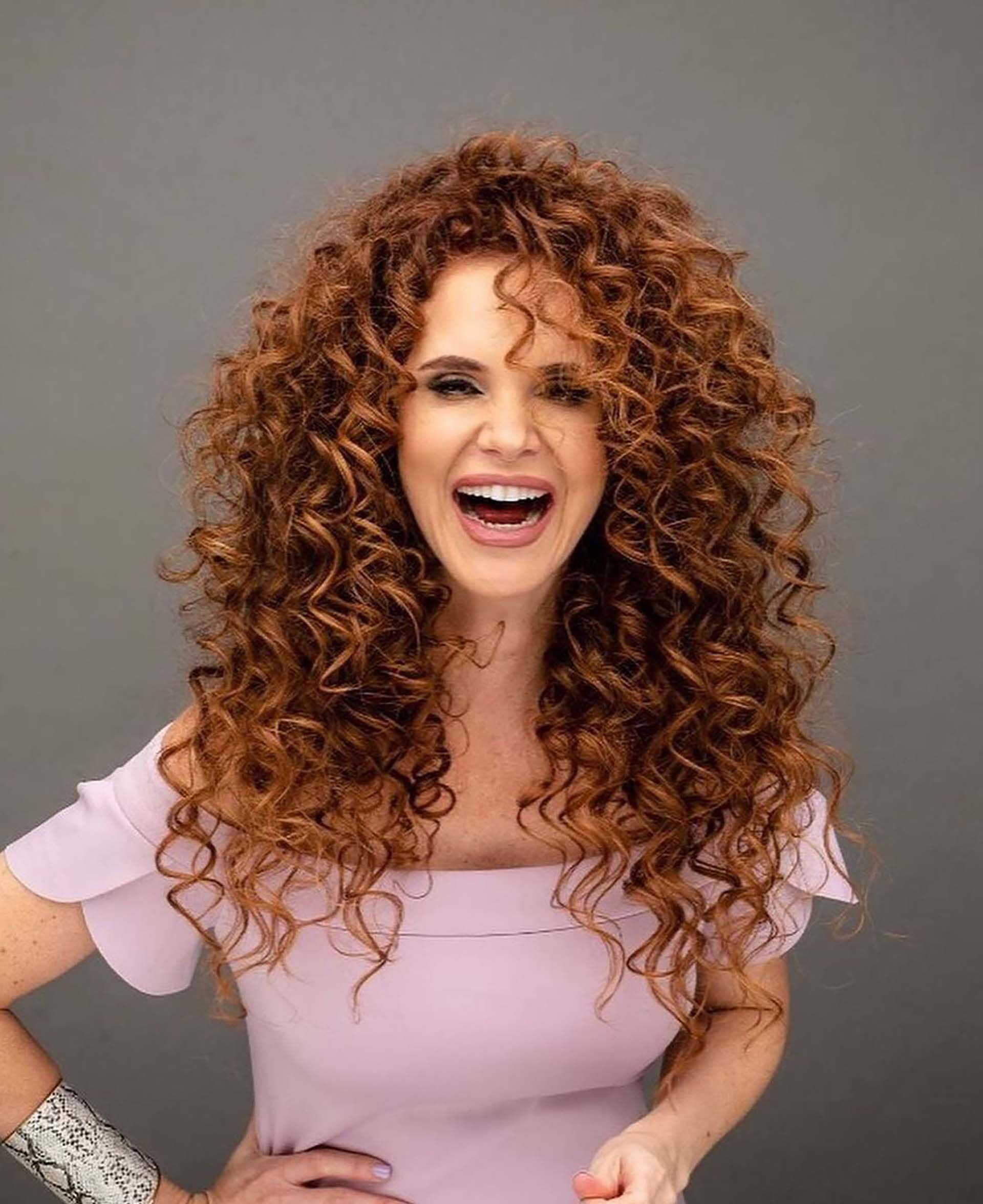 Es importante mantener el brillo y color del cabello con los acondicionadores