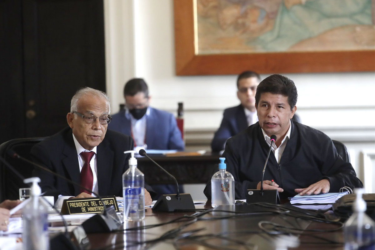 Consejo de Ministros fue suspendido ante renuncia de Aníbal Torres a la PCM