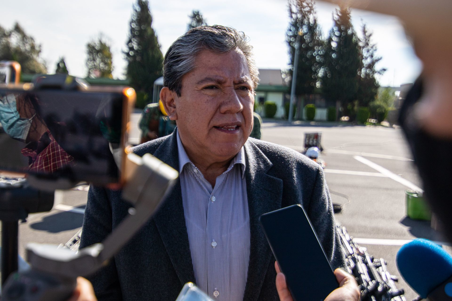 El gobernador de Zacatecas, David Monreal, expresó su desacuerdo con la suspensión de clases presenciales a raíz de la ola de violencia del pasado fin de semana. (FOTO: ADOLFO VLADIMIR /CUARTOSCURO)