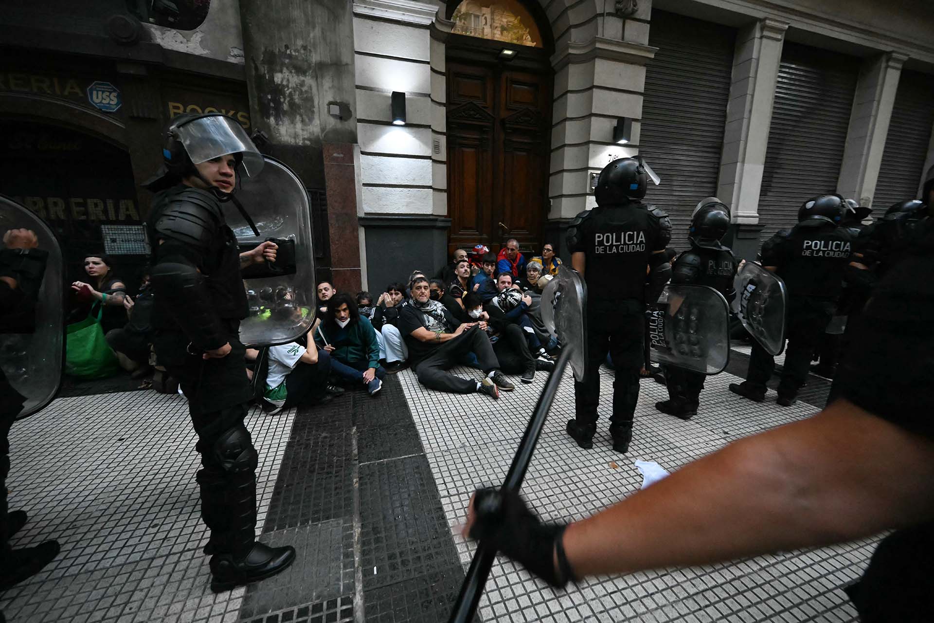 Volvieron a detener al “Joker argentino” tras agredir a un policía en Puerto Madero