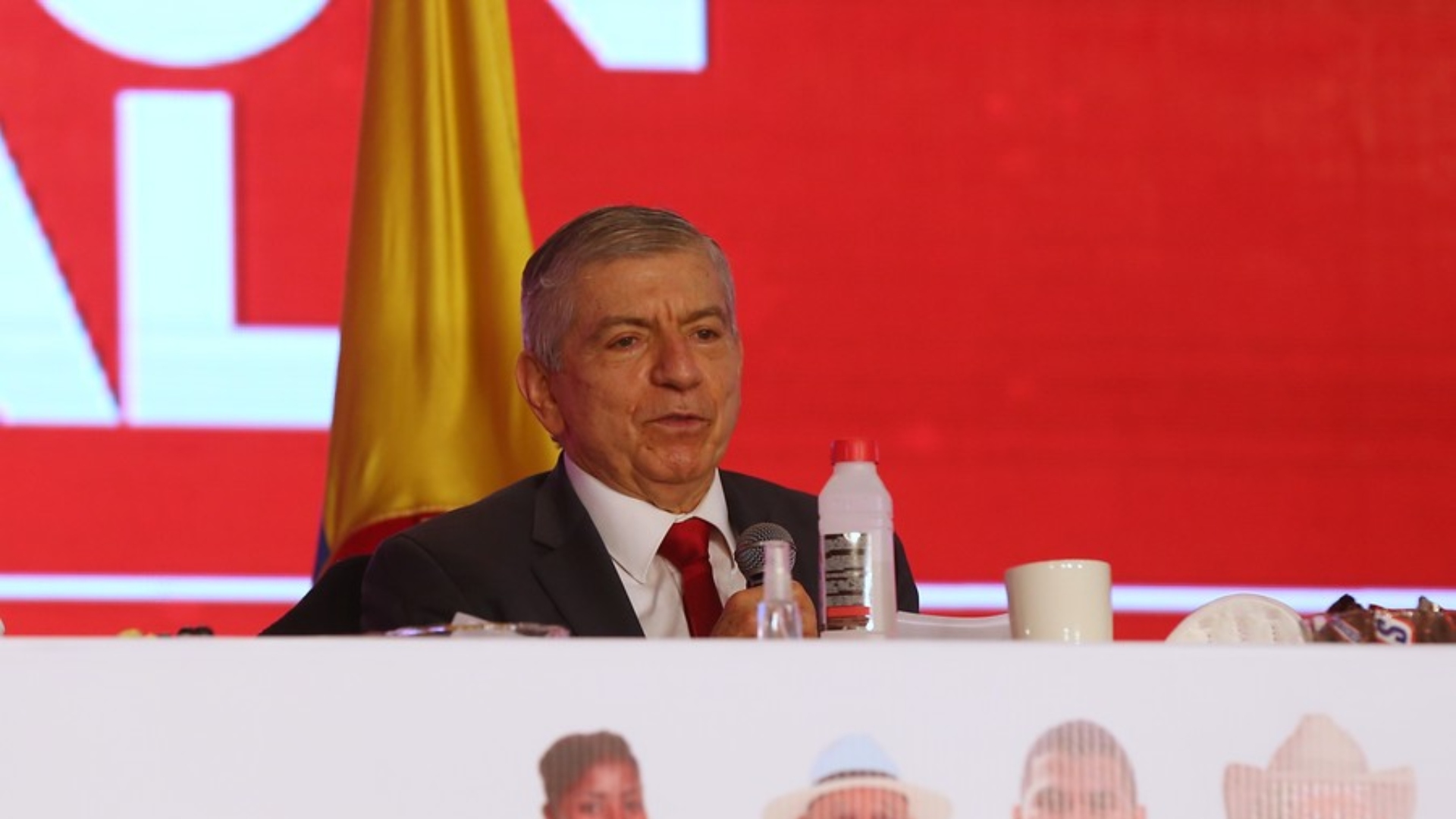 César Gaviria, expresidente de Colombia y líder indiscutido del partido Liberal (Colprensa - Camila Díaz)