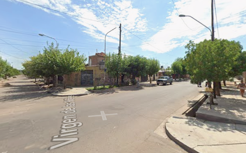 Atraparon a un adolescente en Mendoza con medio mill&oacute;n de pesos encima y casi 30 envoltorios de droga