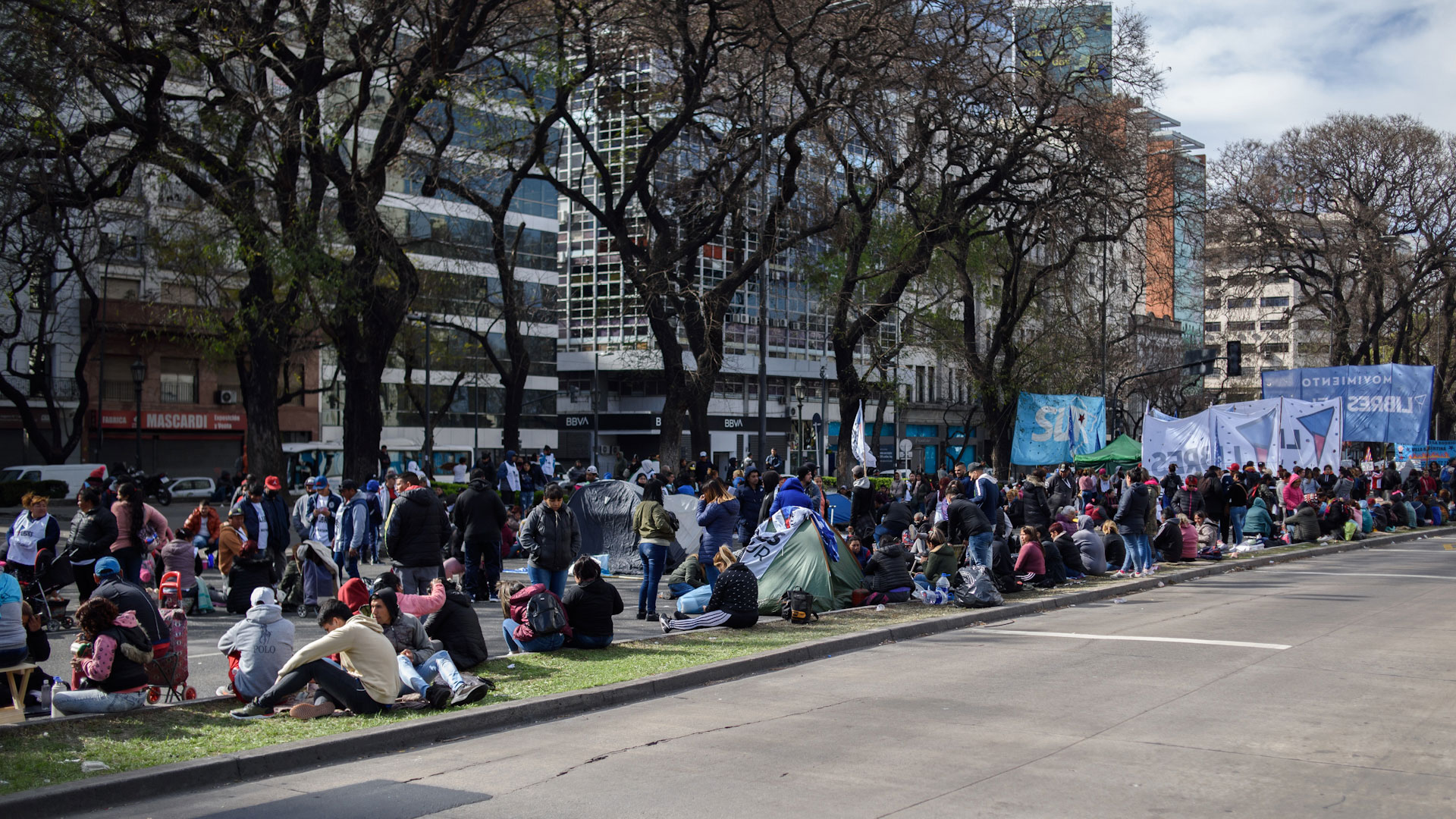 Los manifestantes comenzaron a retirarse del Ministerio de Desarrollo Social (Adrián Escandar)