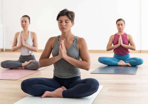 Uno de los tips para superar el estrés: activar la respiración consciente. Ya sea a través de prácticas de meditación, yoga, o la herramienta que más te funcione (Foto: Pixabay)