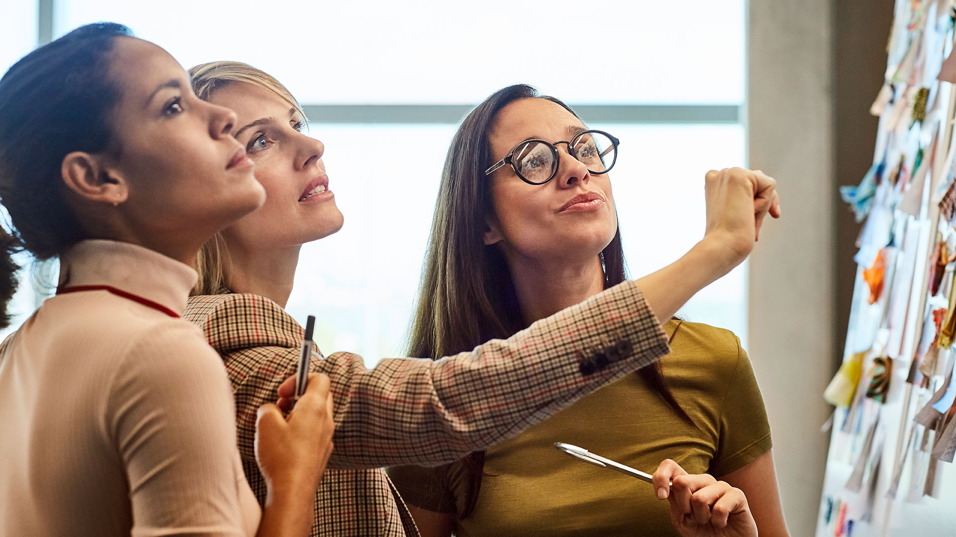 En las empresas que integran el ranking, las mujeres sienten que sus líderes son cercanos, las escuchan, las respetan, les dan autonomía, son comprensivos con los errores y fomentan la innovación y la creatividad
(Getty Images)