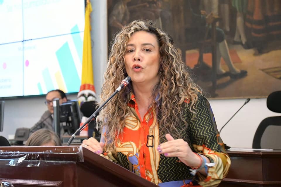 Lucía Bastidas cuestionó a Claudia López y a Gustavo Petro tras disturbios: “¿Paz total para quiénes?”