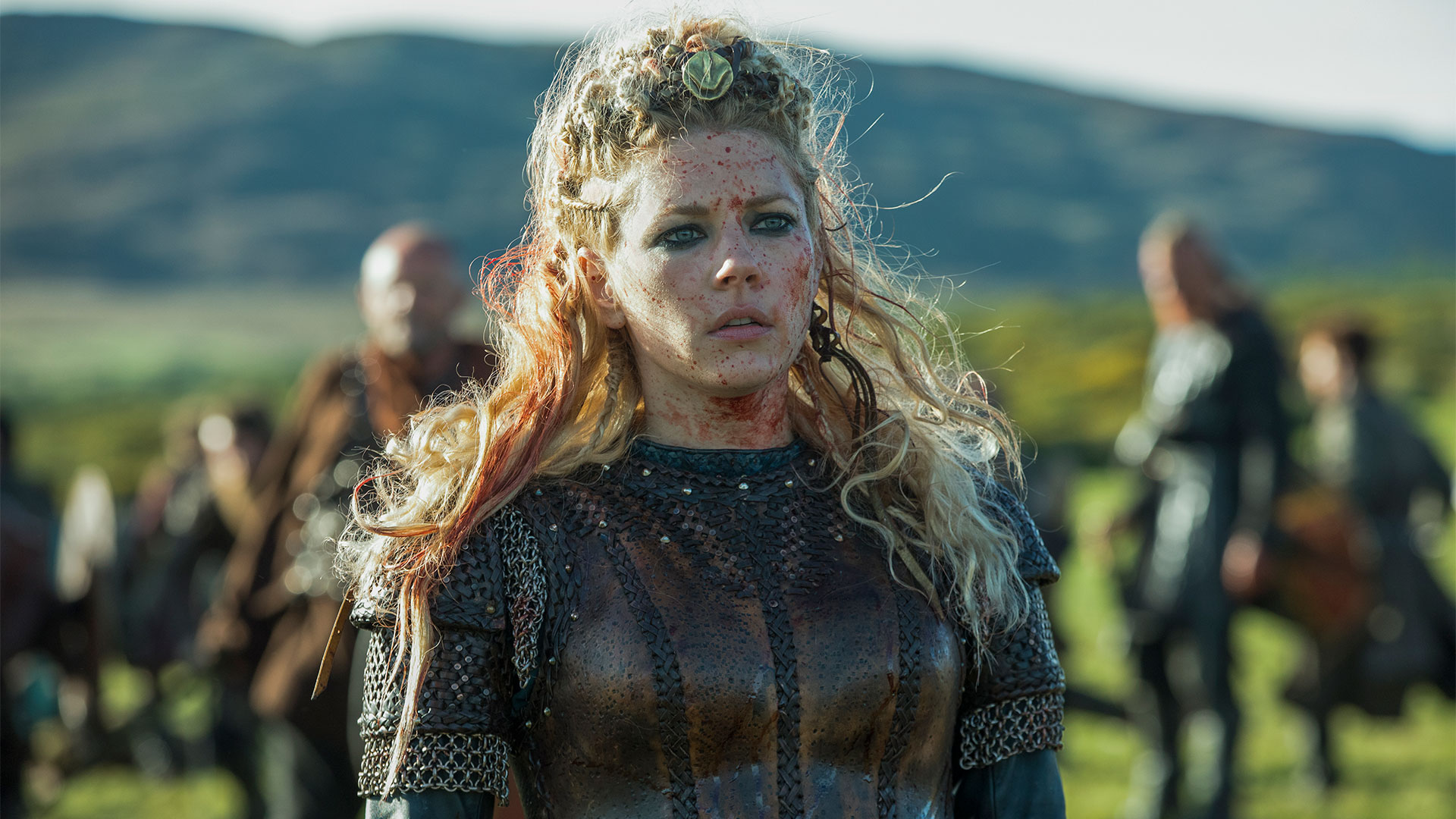 Se cuenta que Ragnar tuvo varias mujeres; una de las primeras fue Latgerta,...