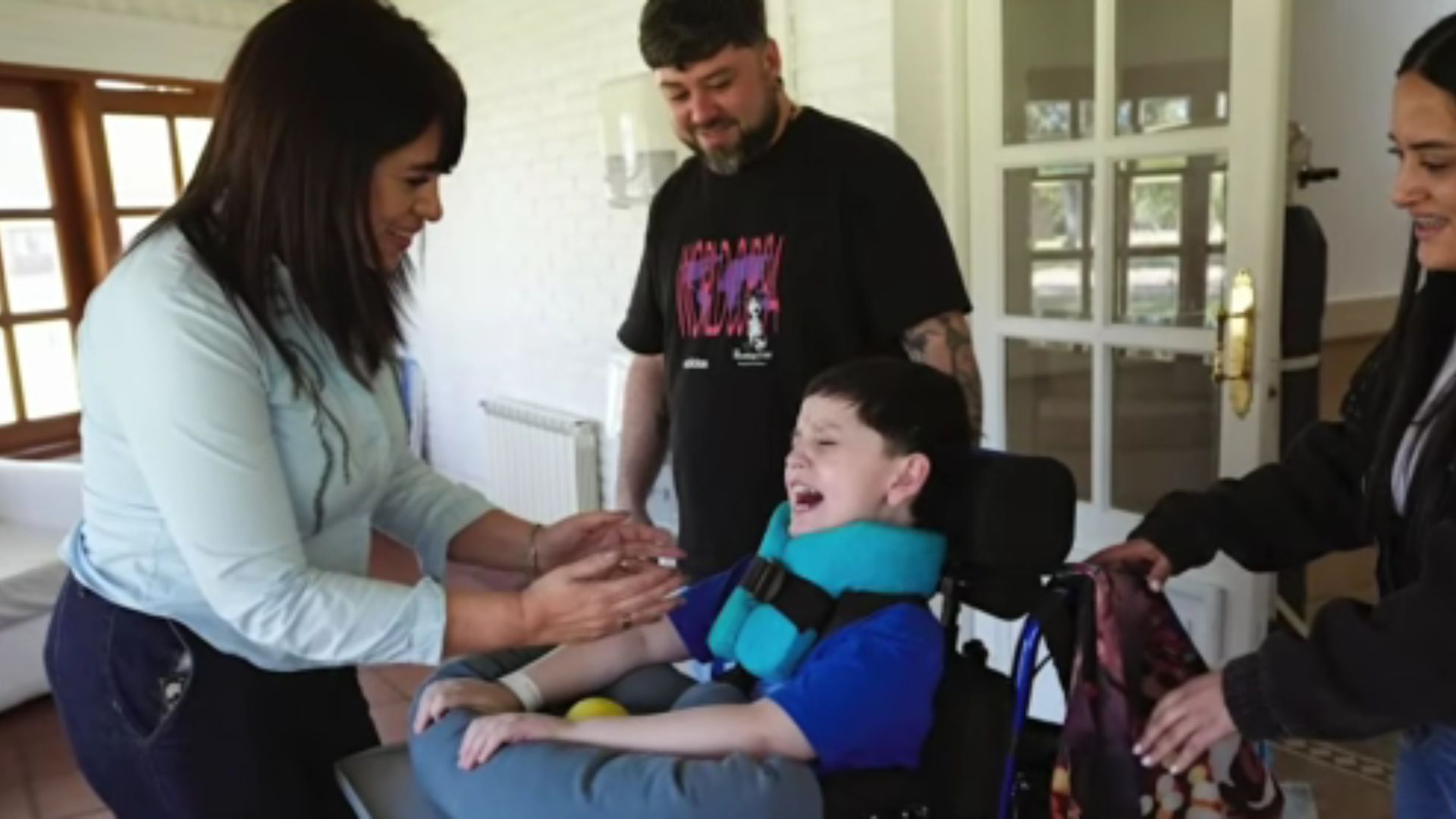 "Que un nene de nueve años te diga gracias es mucho": el reencuentro de Bastián con la médica que le salvó la vida en Pinamar