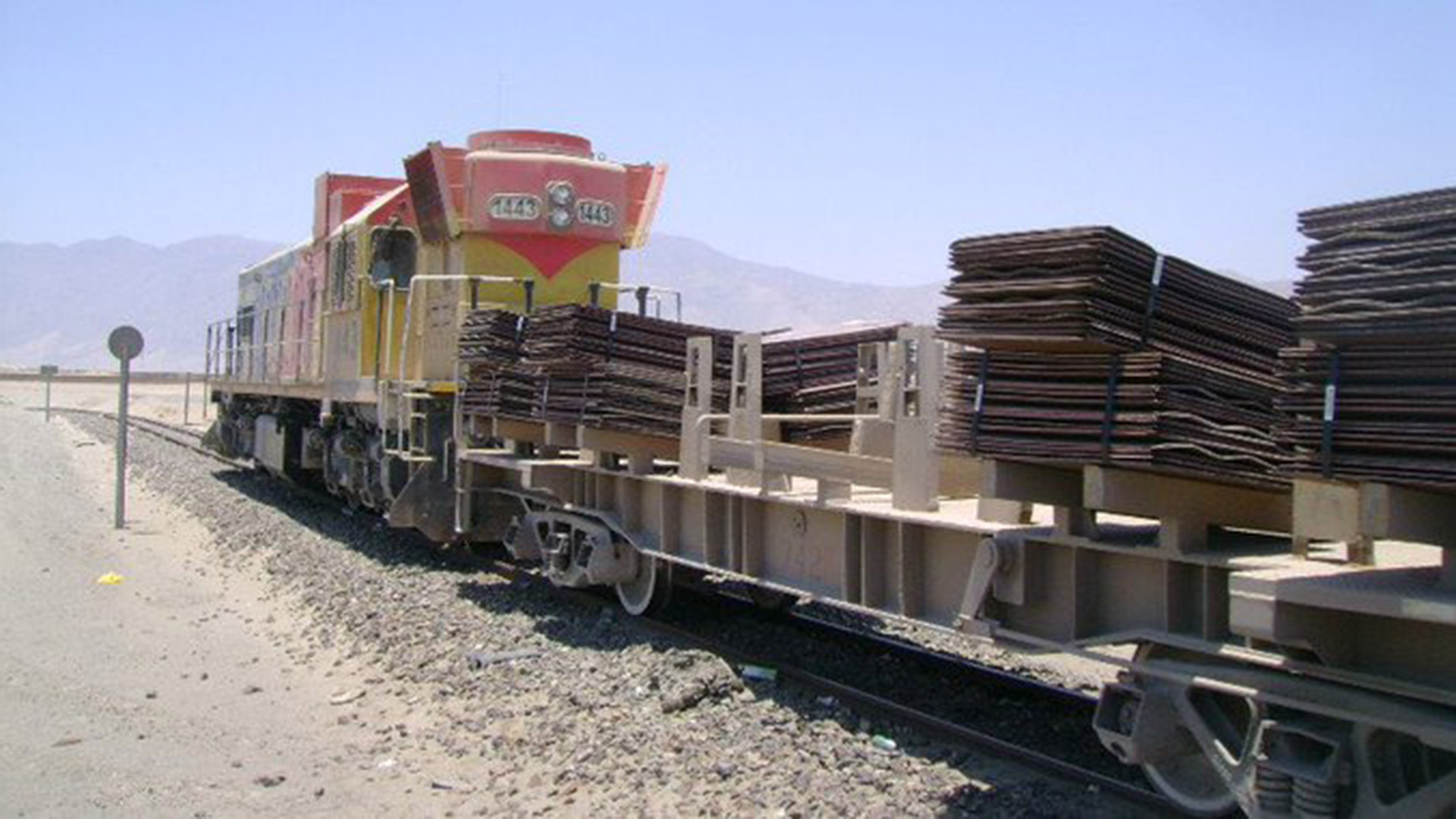 Una banda atrac&oacute; un tren que transportaba cobre en el norte de Chile
