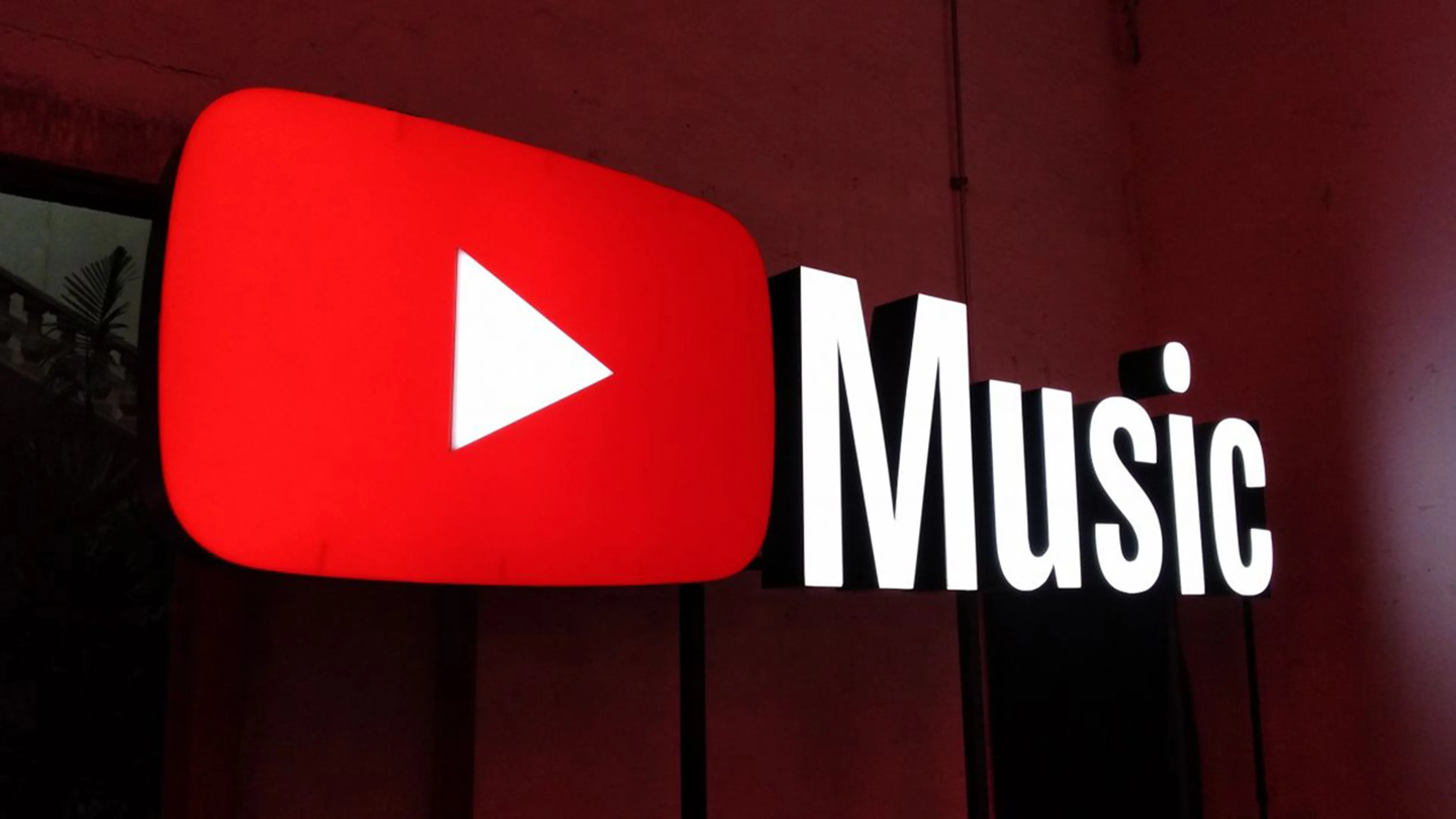 YouTube Music habilita las descargas automáticas