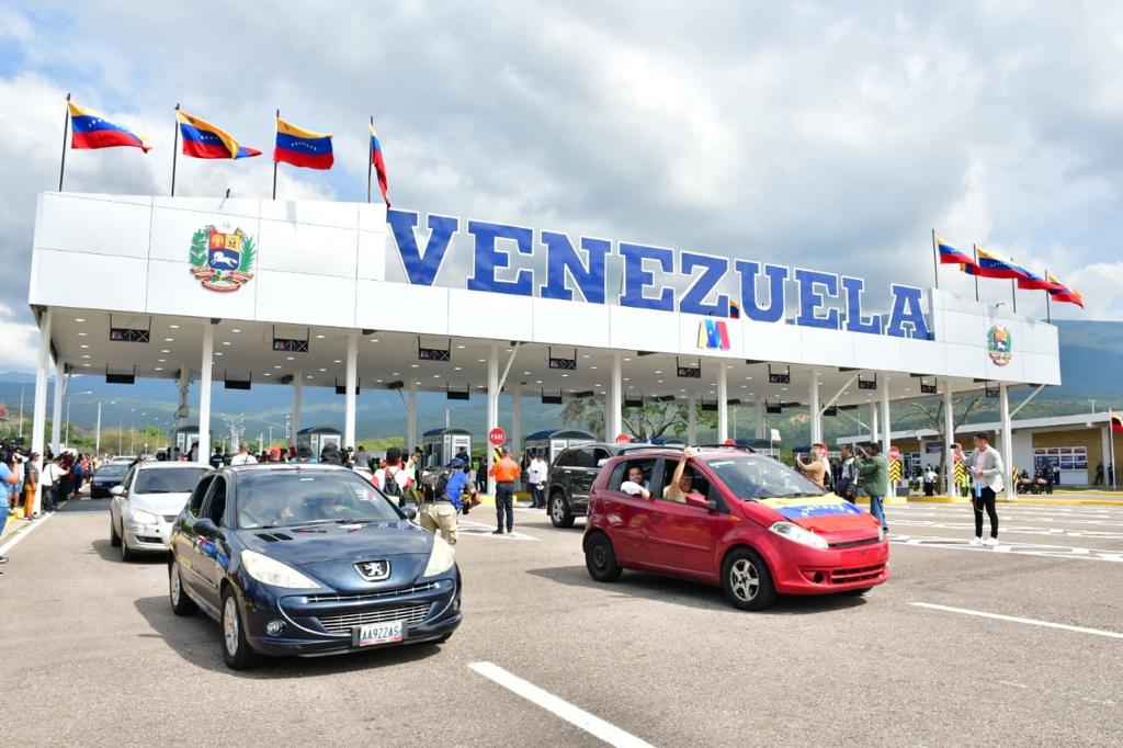 Requisitos para vehículos venezolanos que entren a Colombia