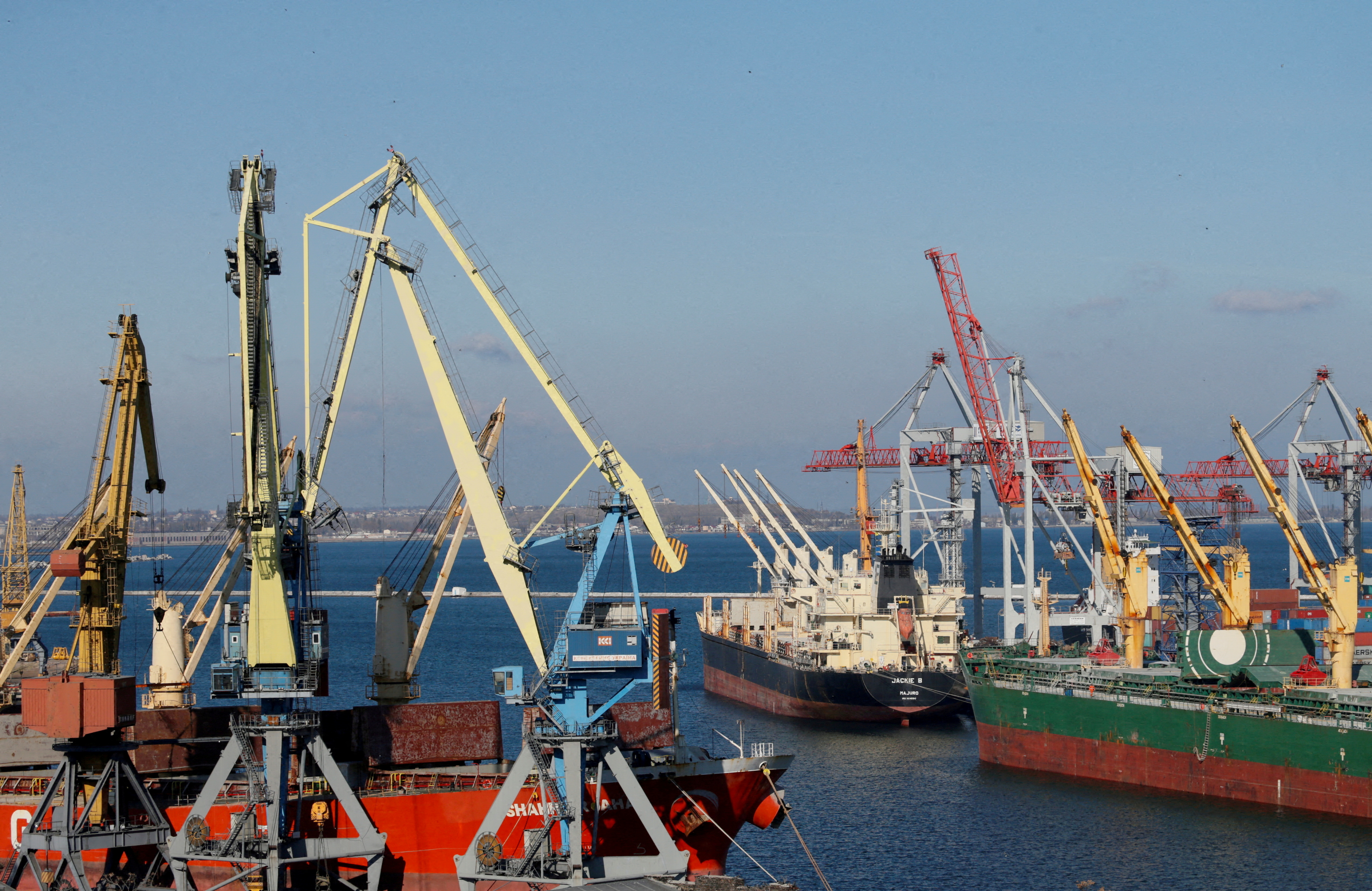 Aktivitas di pelabuhan Odessa hampir nol (Reuters/file)
