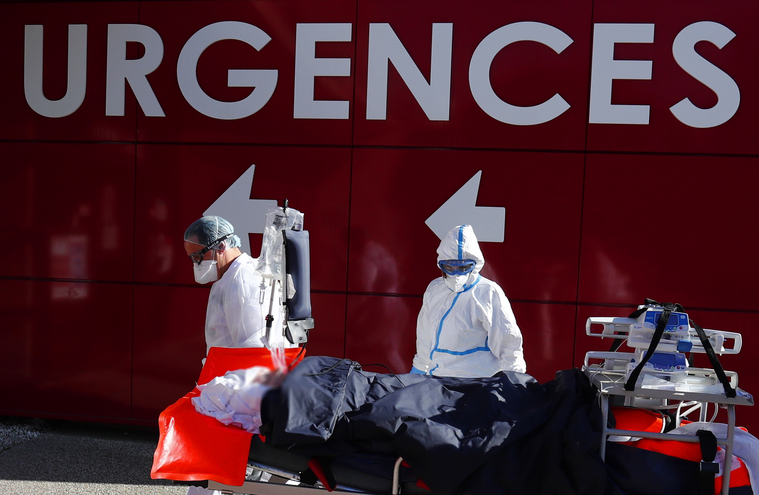 El Gobierno francés sancionará a los empleados sanitarios que no estén vacunados contra el coronavirus a partir del 15 de septiembre