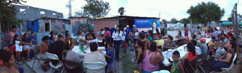 Leticia Salazar en campaña