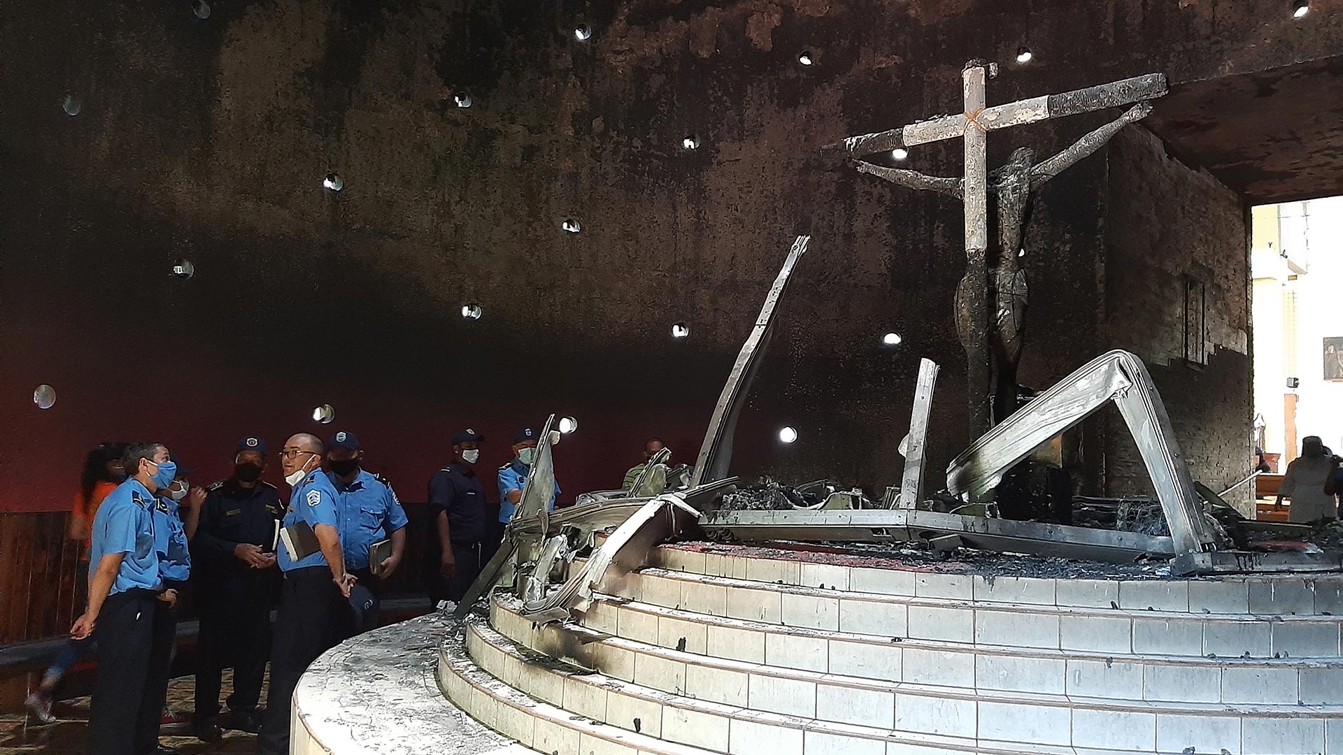 En julio de 2020, la imagen de la Sangre de Cristo de la Catedral Metropolitana de Managua sufrió un atentado que calcinó su santuario. (Foto cortesía La Prensa)