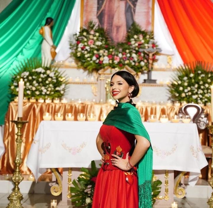 La sorprendente interpretación de Ángela Aguilar a la Virgen de Guadalupe -  Infobae