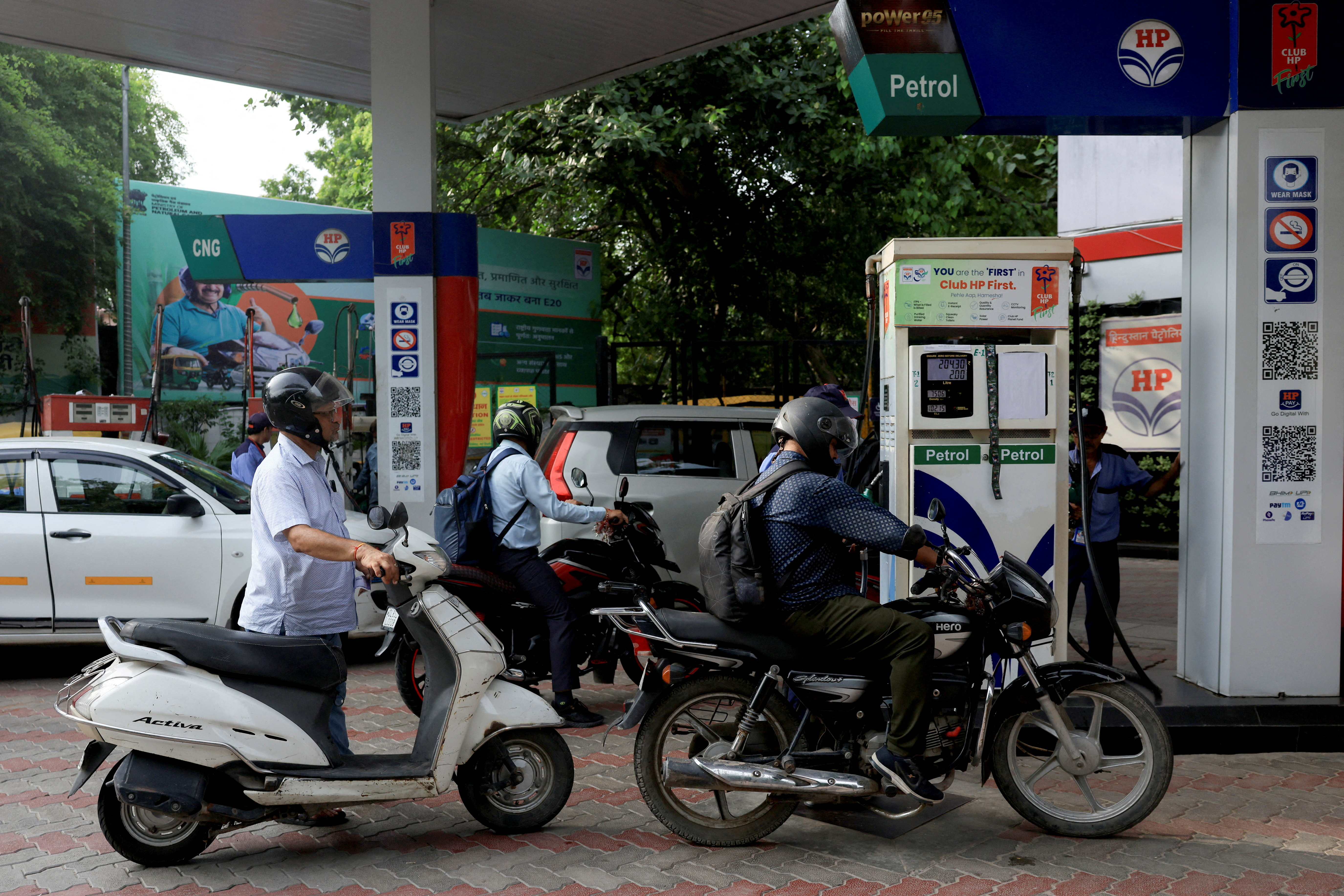 Crisis en Irán: la escasez de combustible provoca largas filas en las gasolineras ante la creciente presión estadounidense