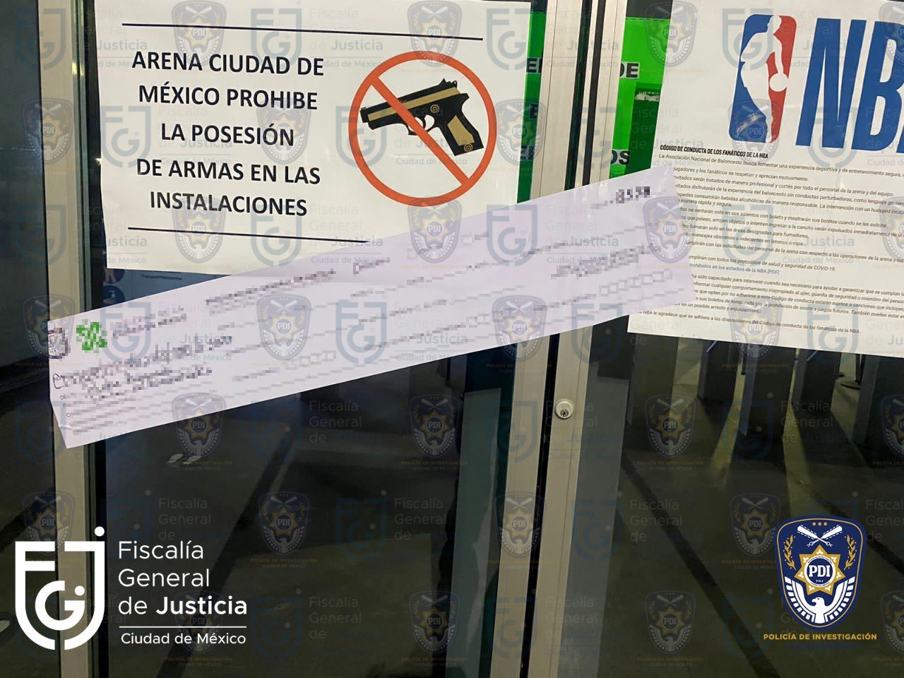 De acuerdo con las autoridades, se recolectó material audiovisual para continuar con el proceso de investigación.Foto: Twitter/@FiscalíaCDMX
