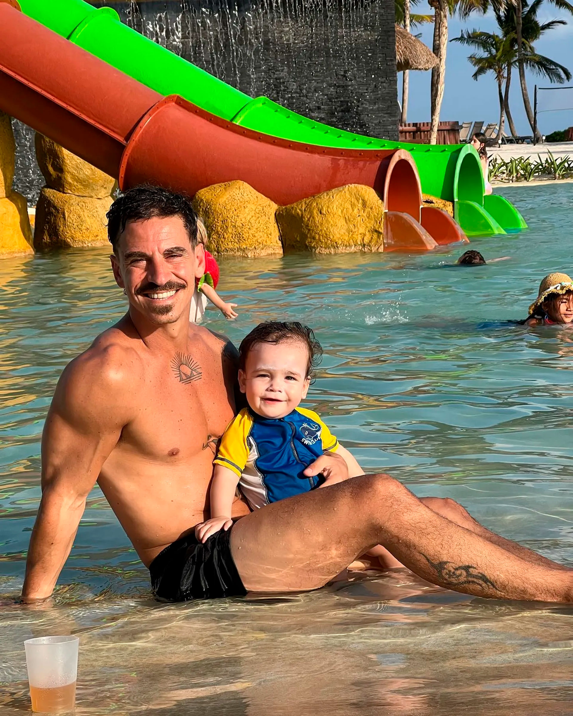 Juana Repetto publicó fotos en la playa con un mensaje contundente