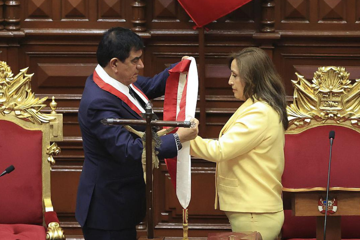 José Williams quedaría encargado de la presidencia durante los viajes de Dina Boluarte.