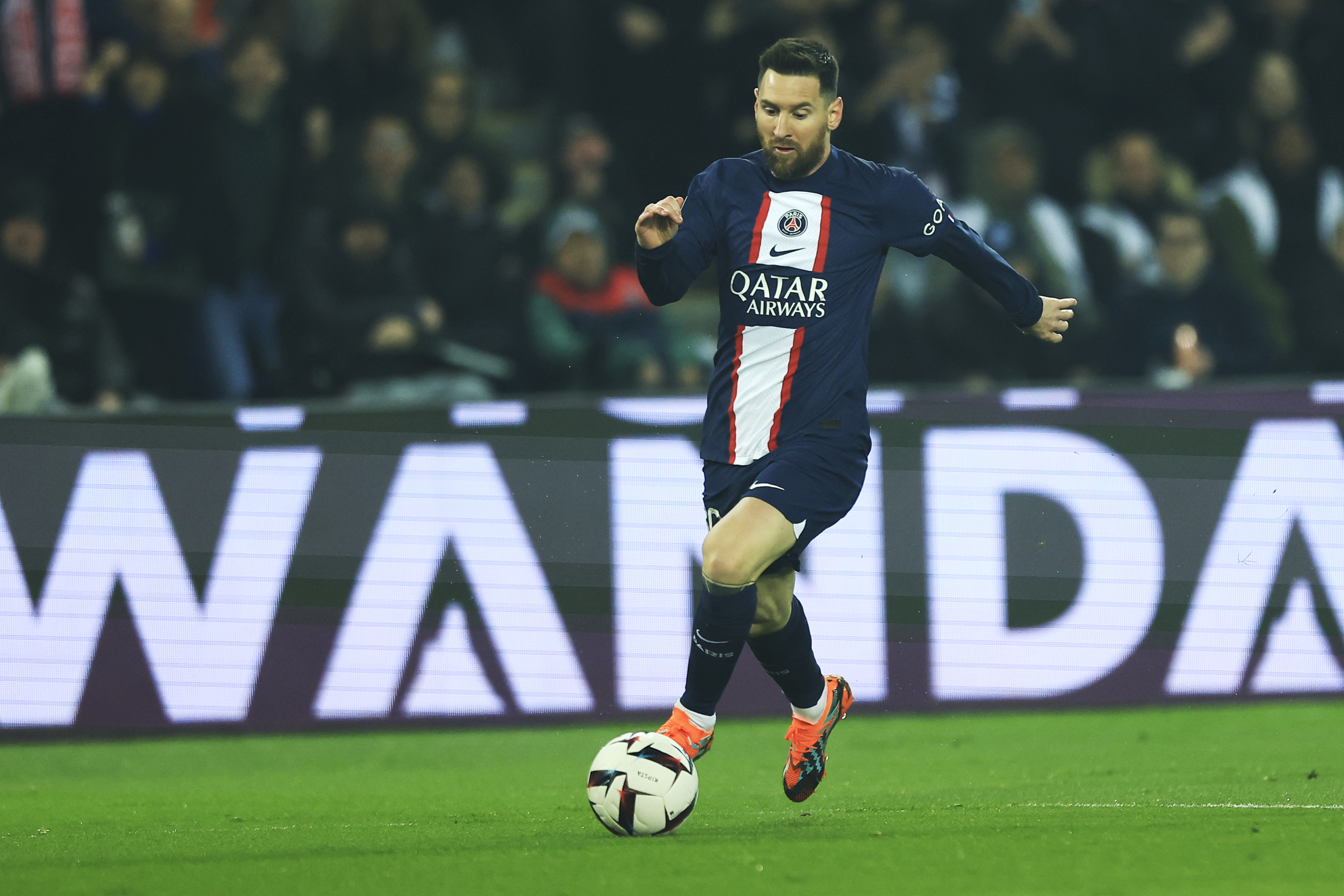 Lionel Messi fue titular en la caída del PSG ante Lyon por la Ligue 1 (AP Foto/Aurelien Morissard)