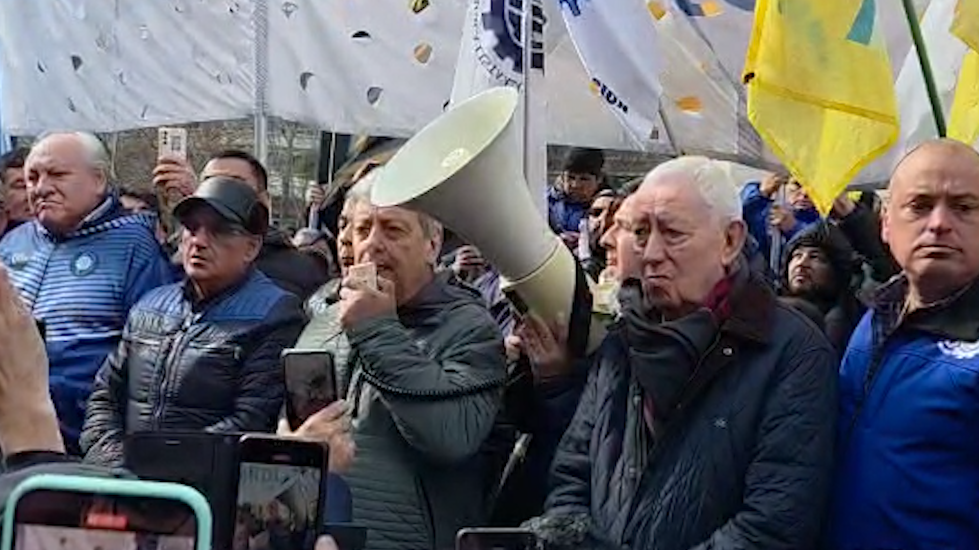 Una histórica marca de indumentaria marplatense reduce su producción y despide trabajadores ante la baja de ventas