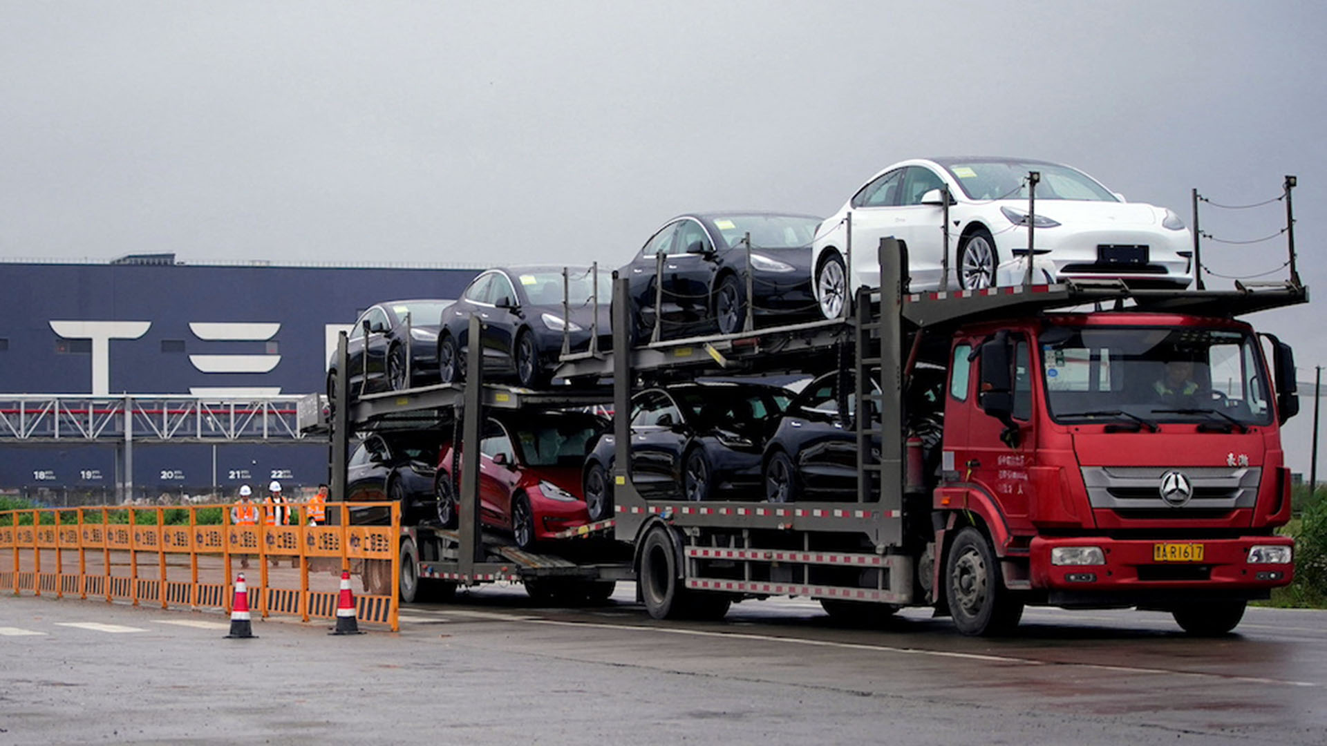 La producción de Tesla en Shanghai, además de estar destinada al mercado local, es la principal productora de autos para los países europeos, que desde hace pocos días, han empezado a ser abastecidos por la nueva fábrica en Berlín