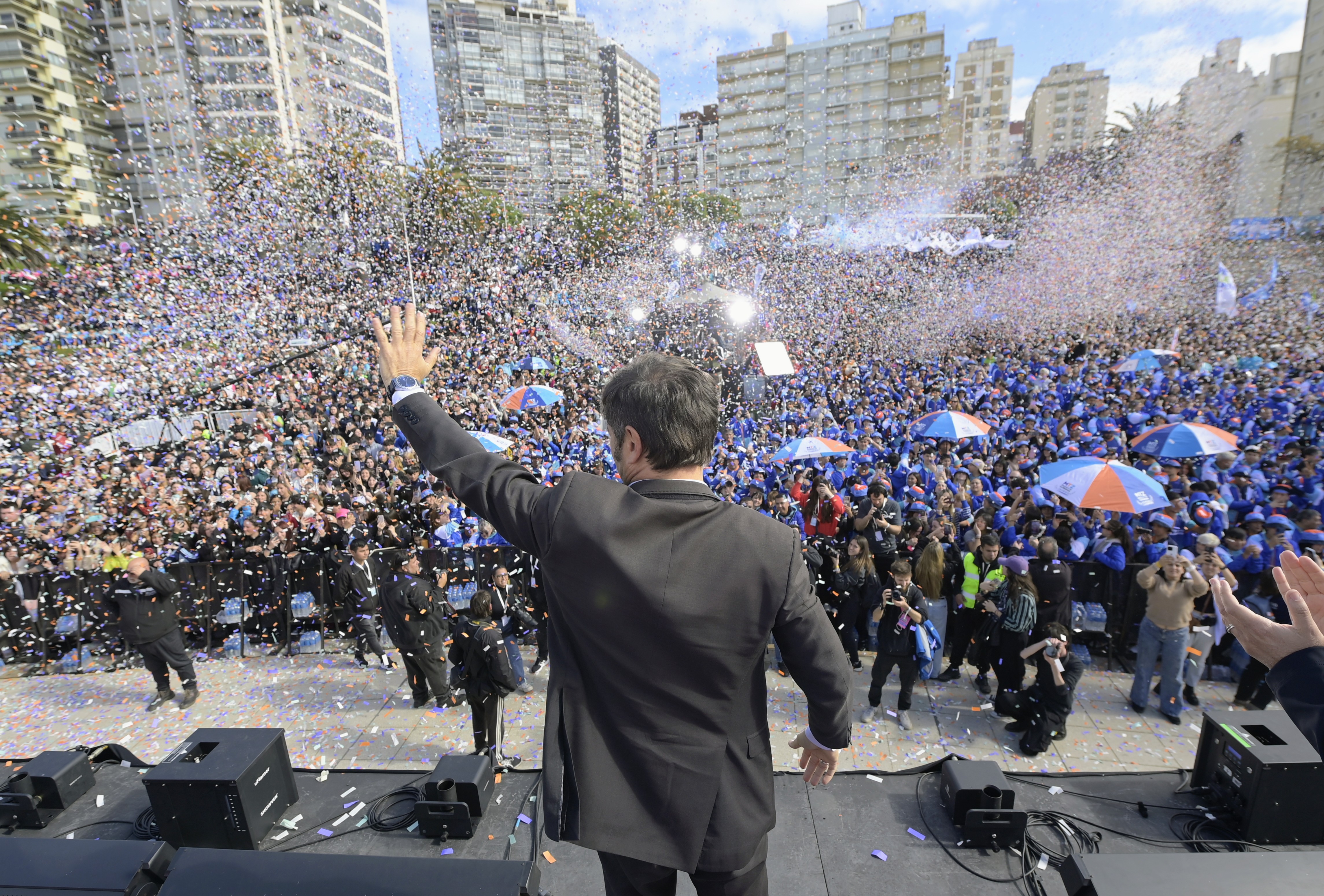Mensaje de Kicillof: visitará una provincia con el PJ intervenido para ampliar su armado 