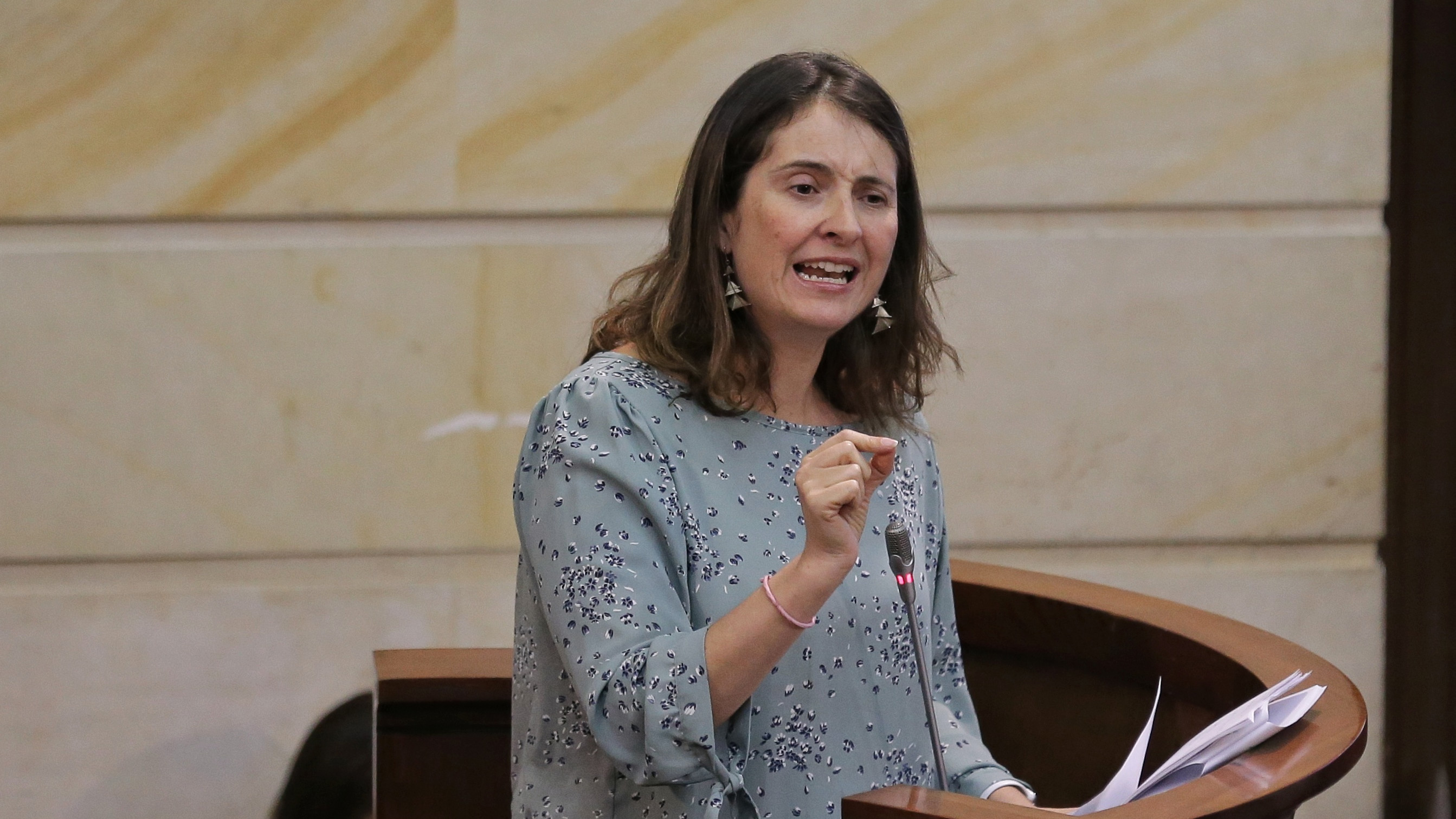 Paloma Valencia expresa su descontento por apoyo de partidos políticos a Gustavo Petro
