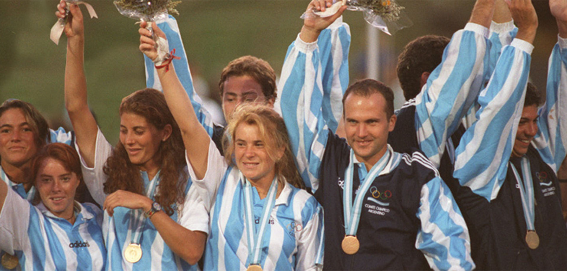 El seleccionado de Hockey en los Panamericanos de 1995, en los que Marisa López alzó una medalla de oro (Crédito: Confederación Argentina de Hockey)